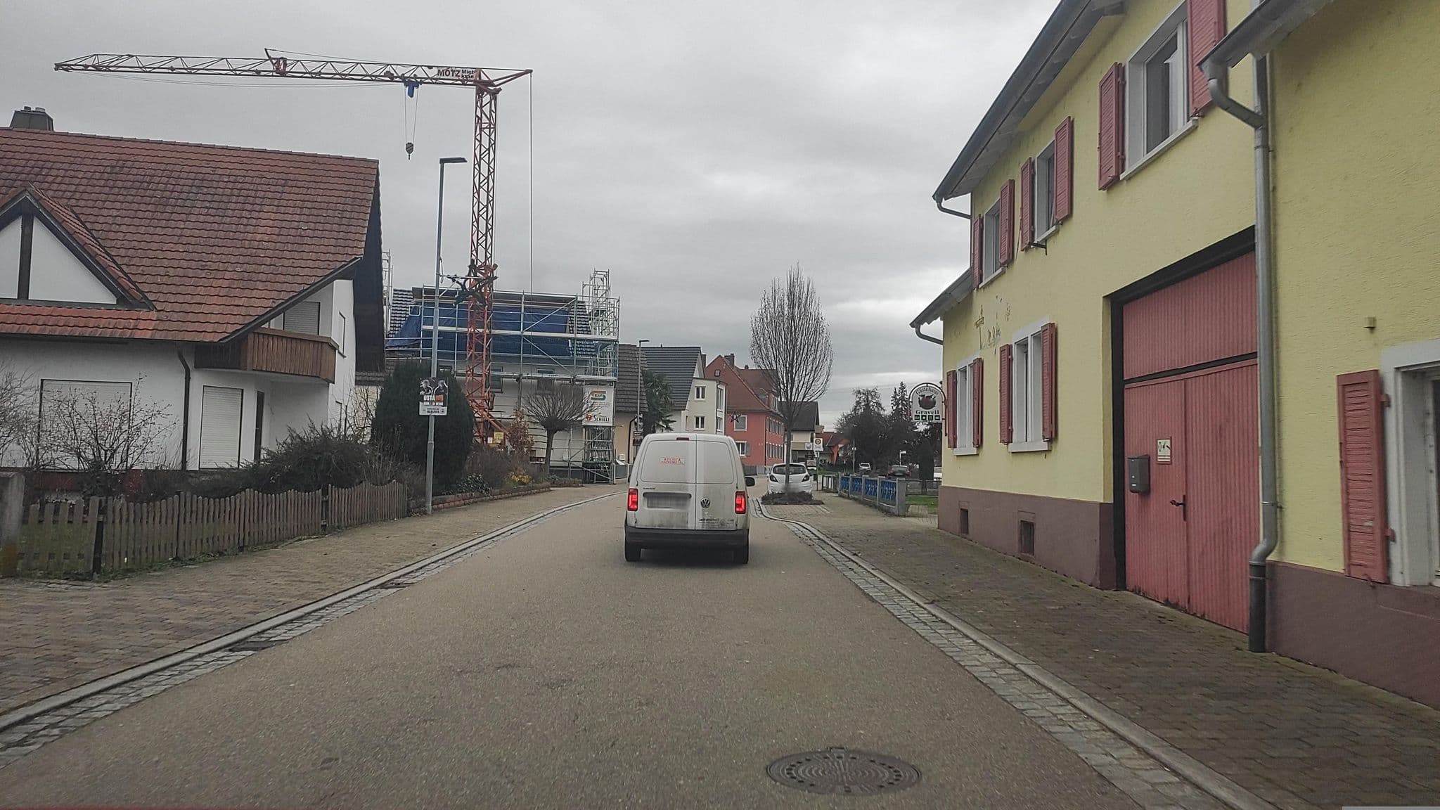 Street view near Gästehaus Gravell, Rust — © qungo (CC BY-SA · Mapillary)