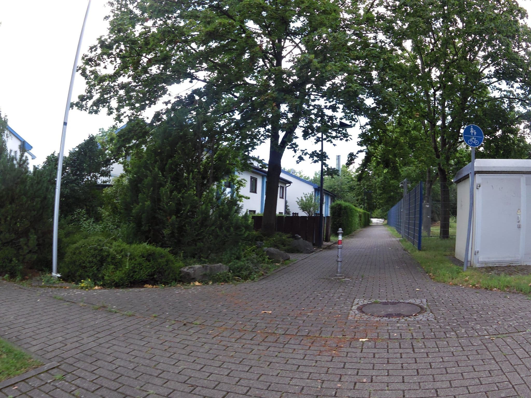 Street view near Deutsche Investment Beratung, Lahr — © zoegglmeyr1 (CC BY-SA · Mapillary)