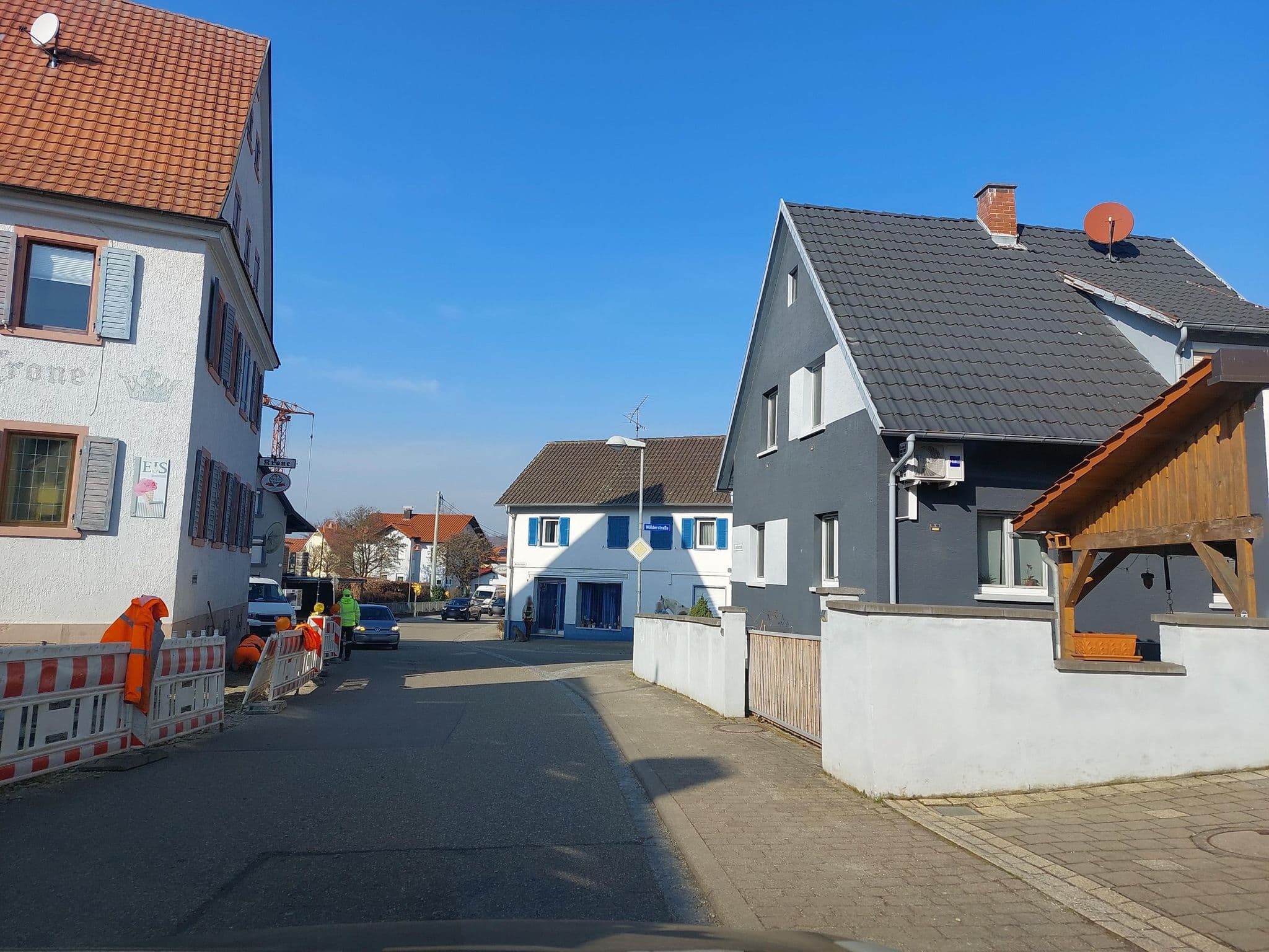 Street view near Ferienwohnung Kenzingen, Familie Lamprecht, Malterdingen — © fxesbg (CC BY-SA · Mapillary)