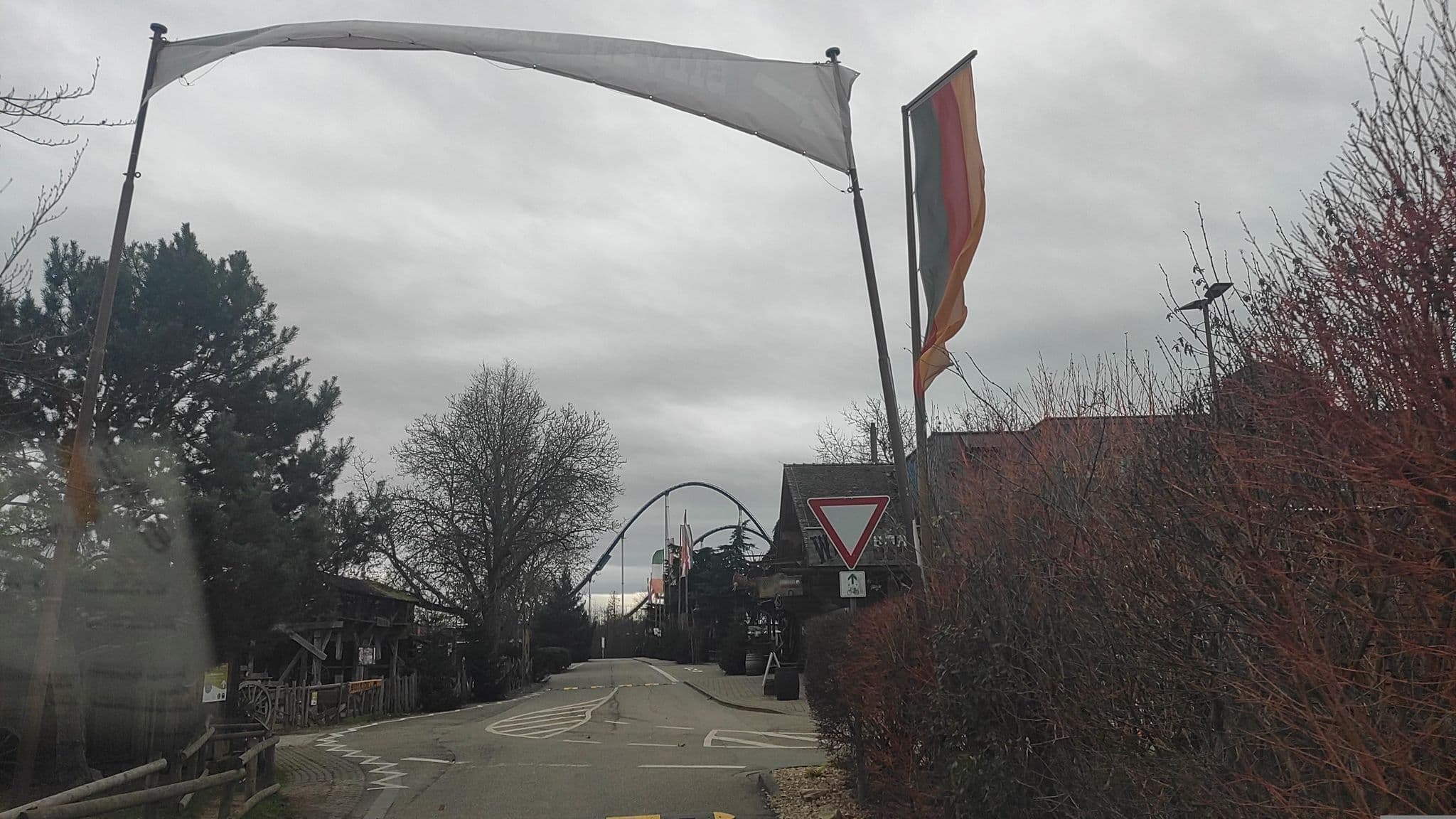 Street view near Europa-Park Camp Resort, Rust — © qungo (CC BY-SA · Mapillary)