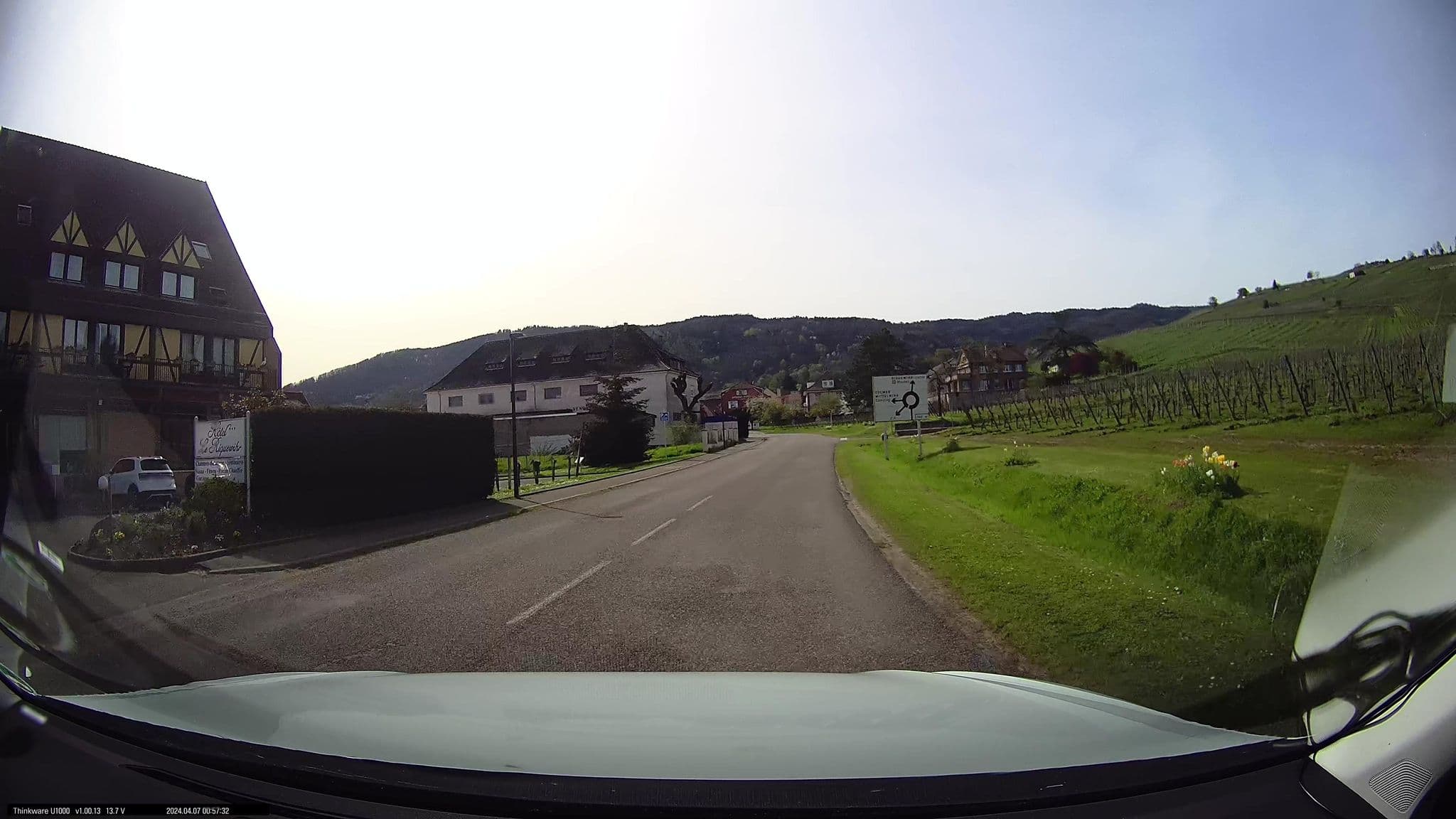 Street view near Le Riquewihr, Riquewihr — © maxim752 (CC BY-SA · Mapillary)