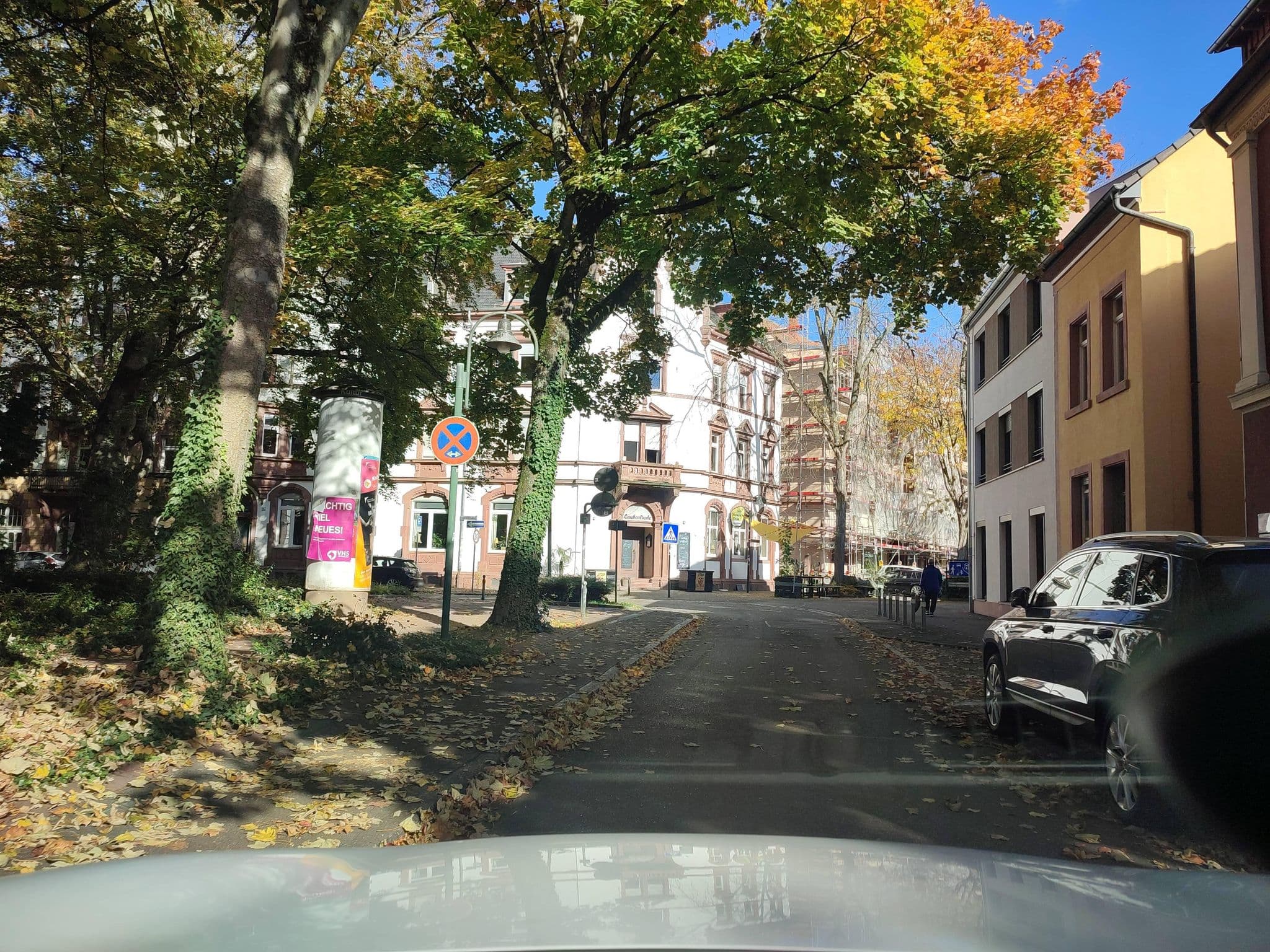 Street view near Das Gästehaus, Offenburg — © karthoo (CC BY-SA · Mapillary)