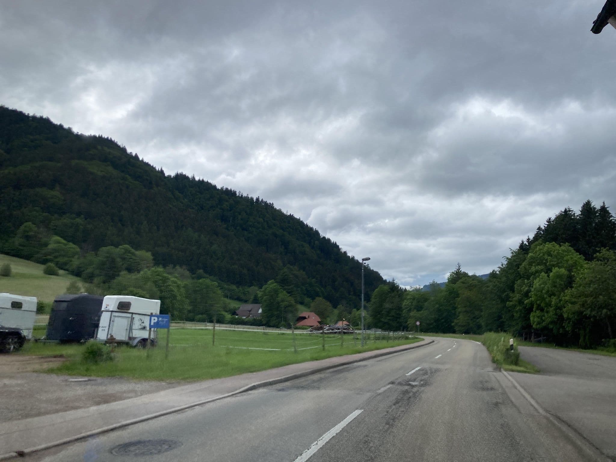 Street view near Gasthof zur Erle Familie Hornuß, Gütenbach — © tasmaniadevil (CC BY-SA · Mapillary)