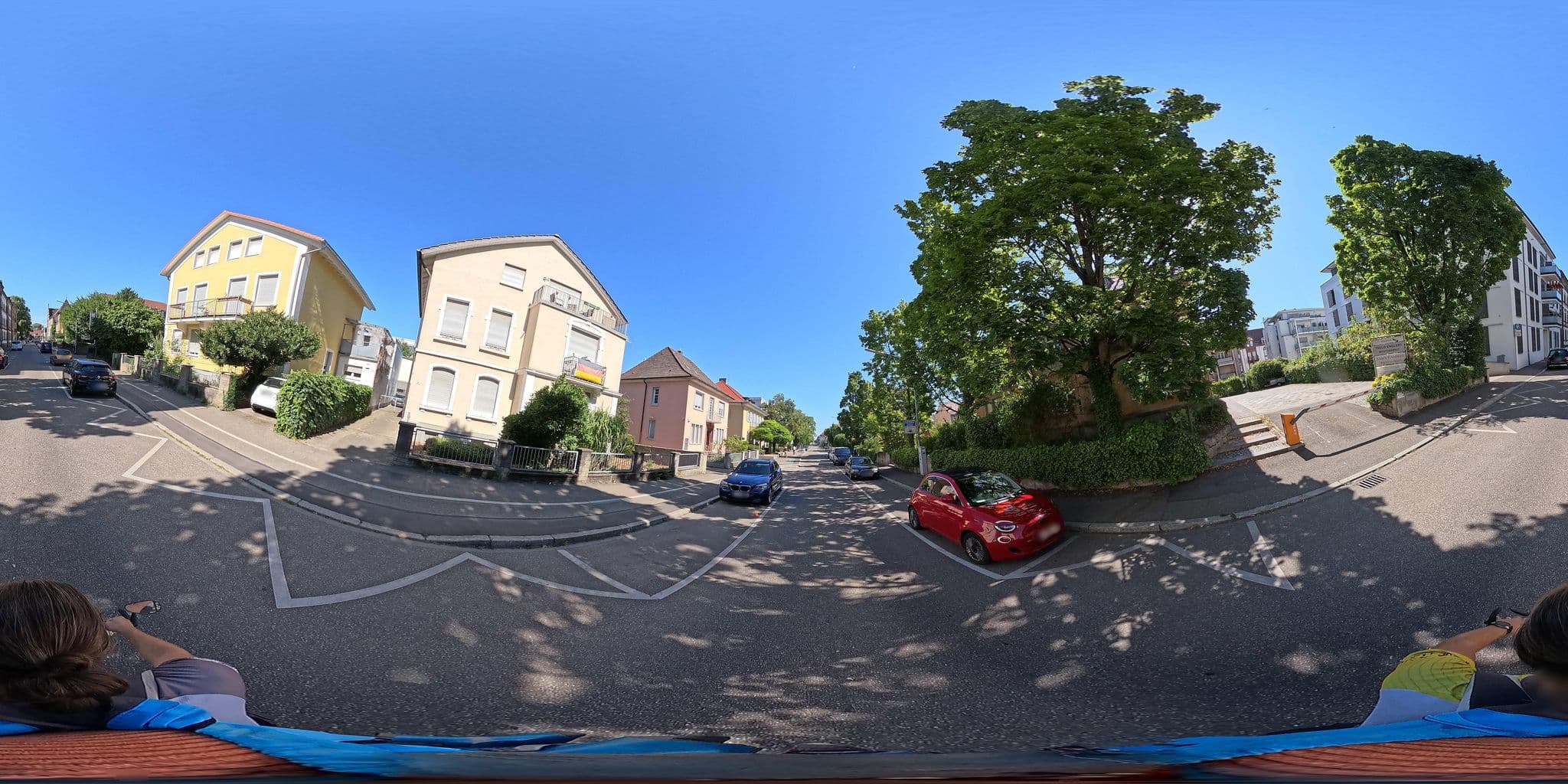 Street view near Golden Tulip Hotel Palmengarten, Offenburg — © karthoo (CC BY-SA · Mapillary)