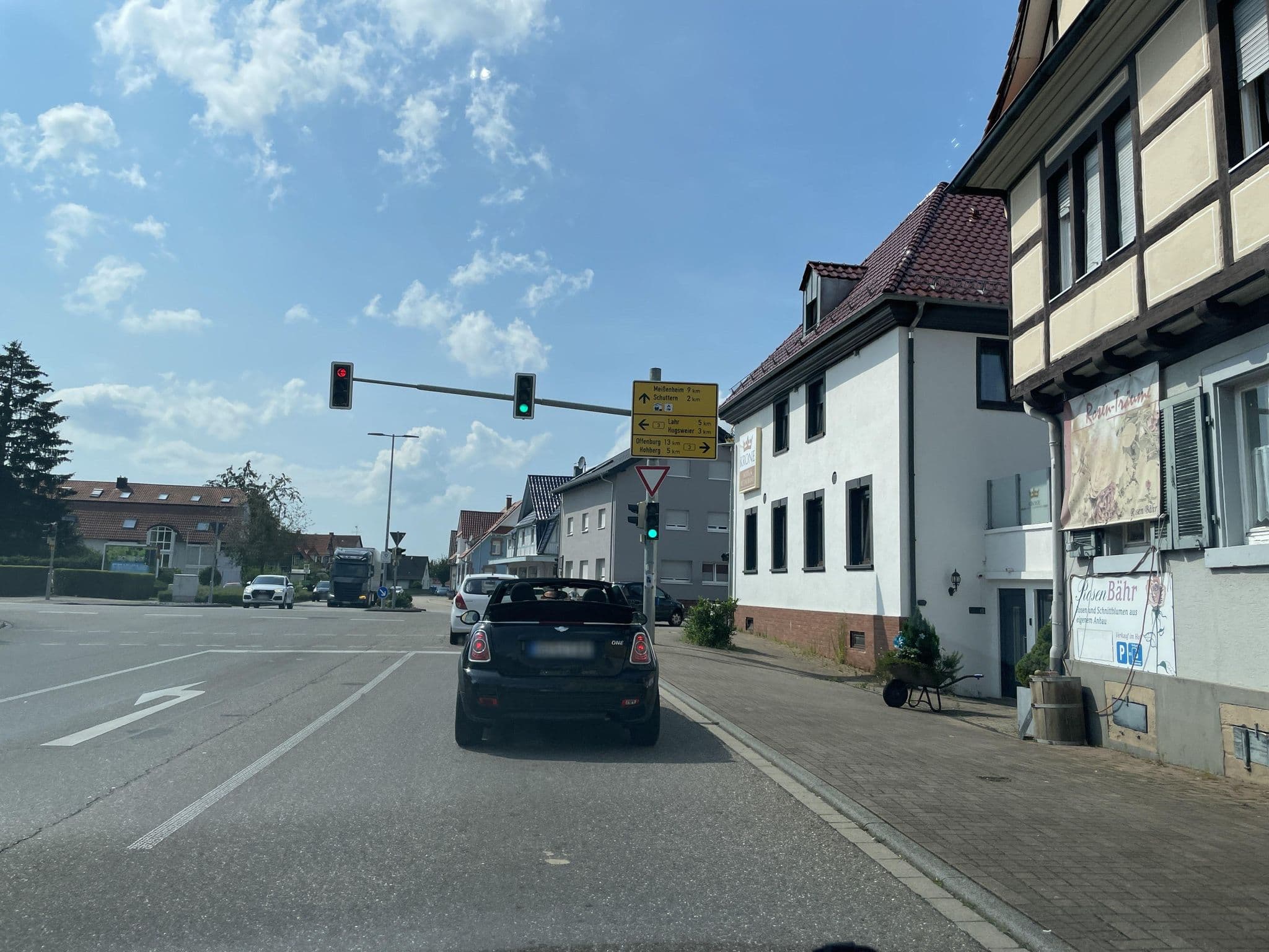 Street view near Restaurant Medved, Lahr — © nalx (CC BY-SA · Mapillary)