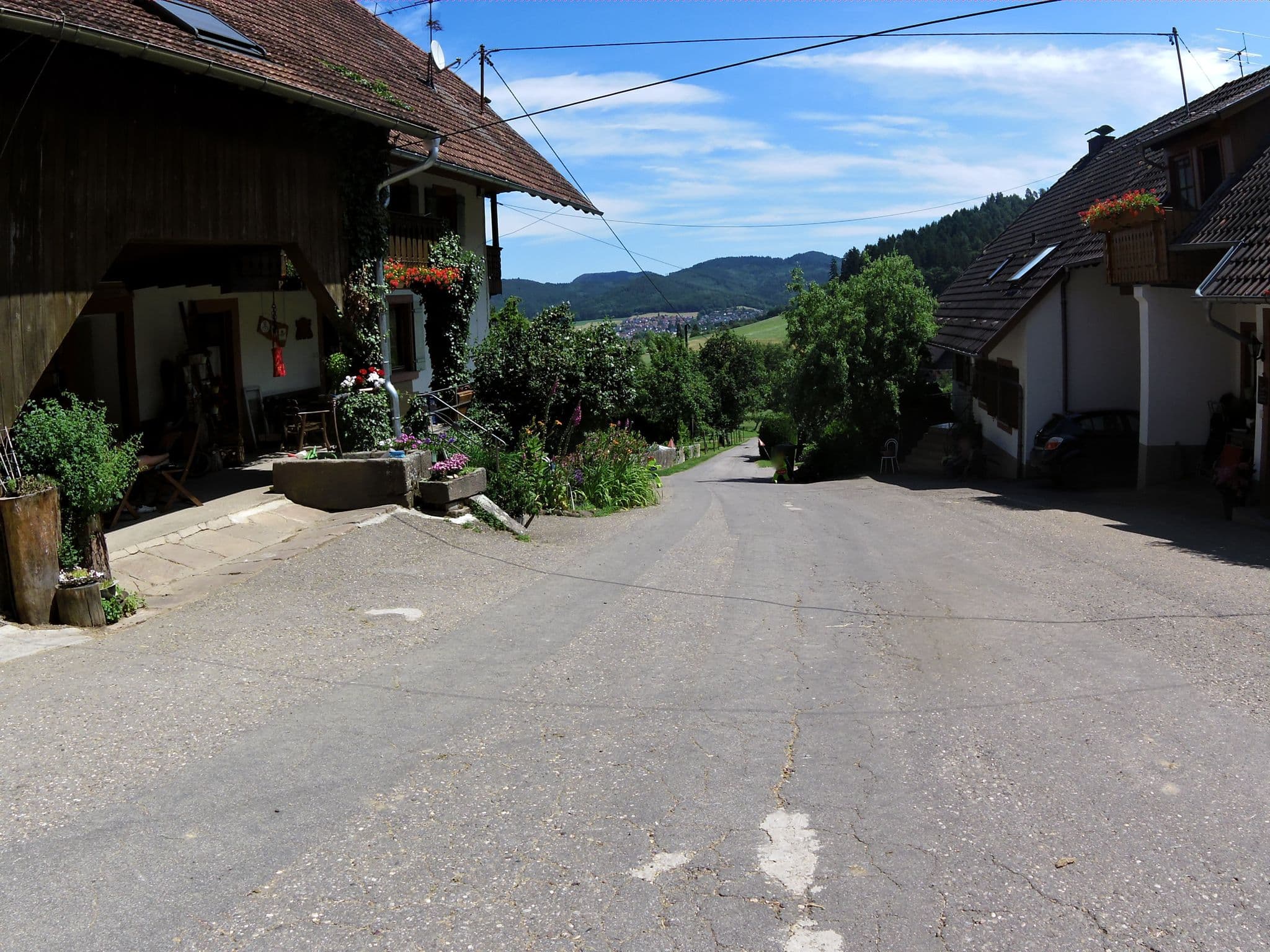 Street view near Kempfenhof, Seelbach — © zoegglmeyr (CC BY-SA · Mapillary)