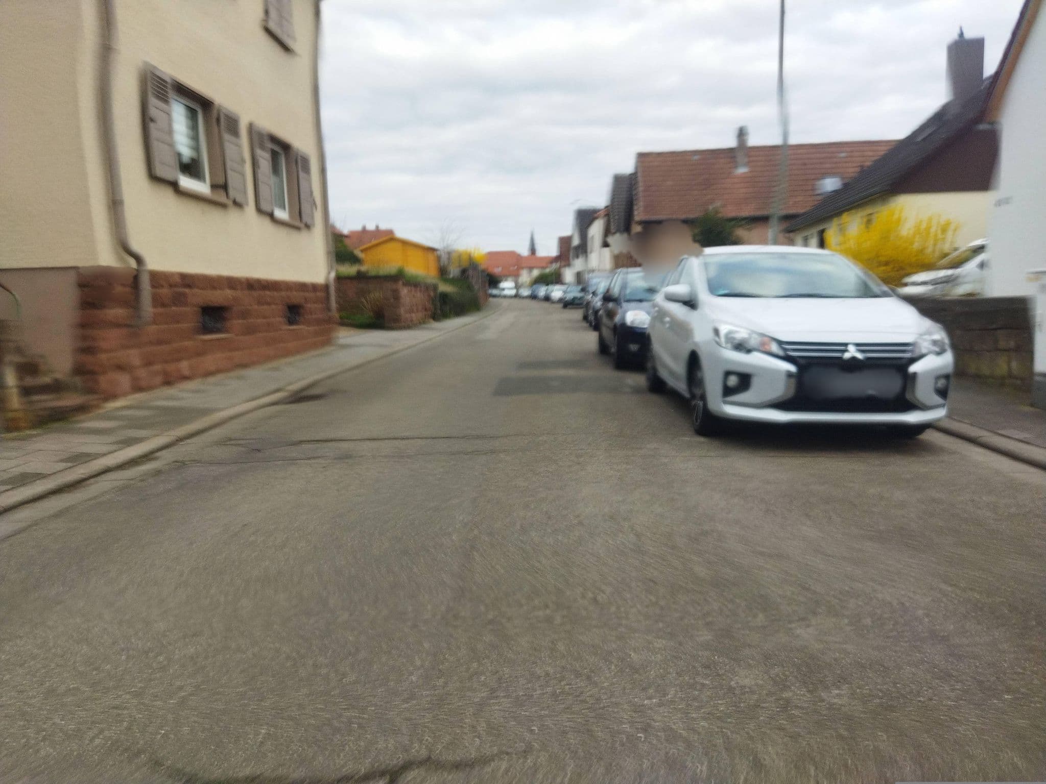 Street view near Gästehaus Christel, Edenkoben — © changchun1 (CC BY-SA · Mapillary)