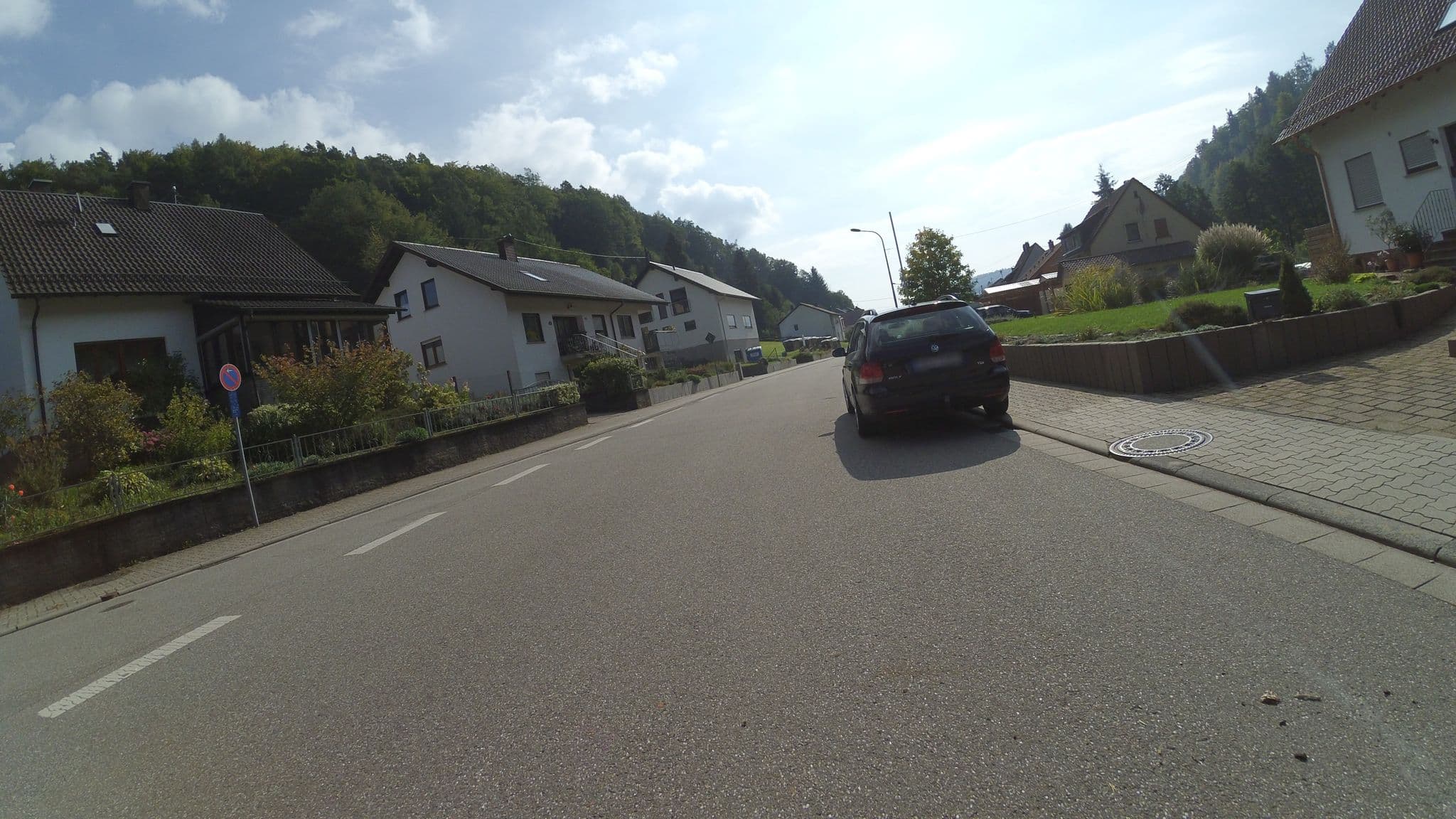 Street view near Birkenthaler Hof, Ramberg — © teddy73 (CC BY-SA · Mapillary)