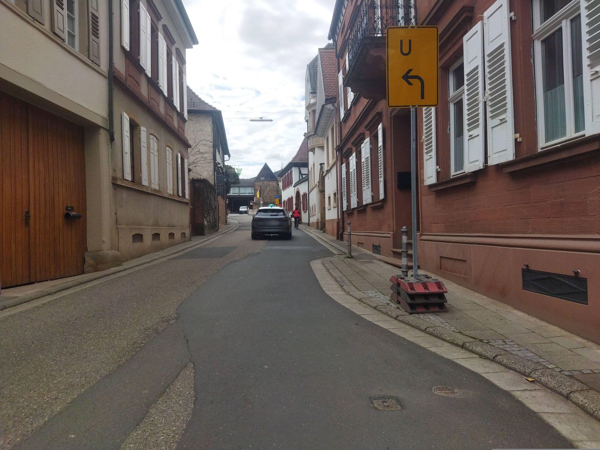 Street view near Rebstöckel Gästehaus, Maikammer — © changchun1 (CC BY-SA · Mapillary)