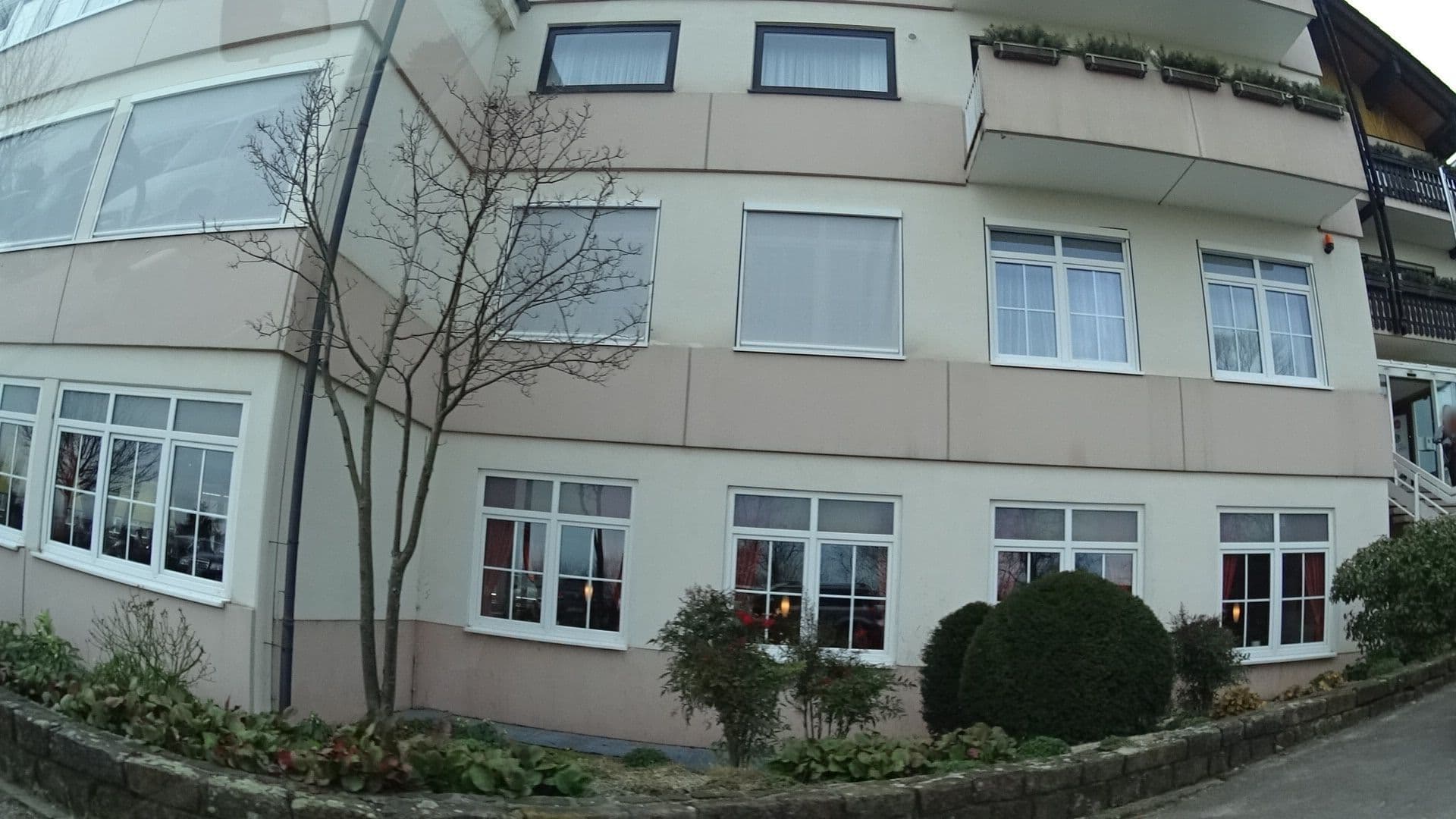 Street view near Haus am Weinberg, Sankt Martin — © ramap (CC BY-SA · Mapillary)