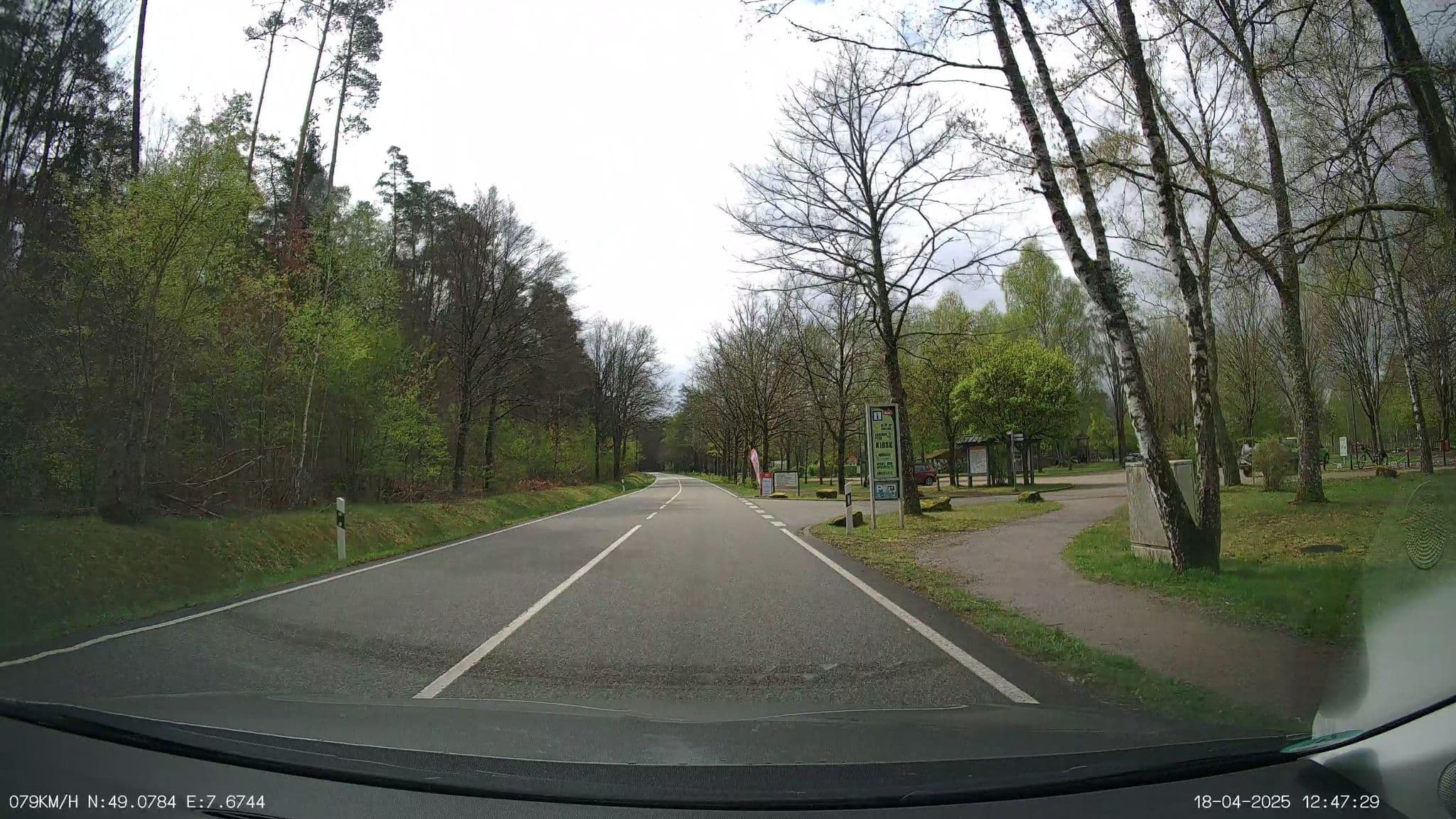 Street view near Hotel Rösselssquelle, Fischbach — © heetENkoel (CC BY-SA · Mapillary)