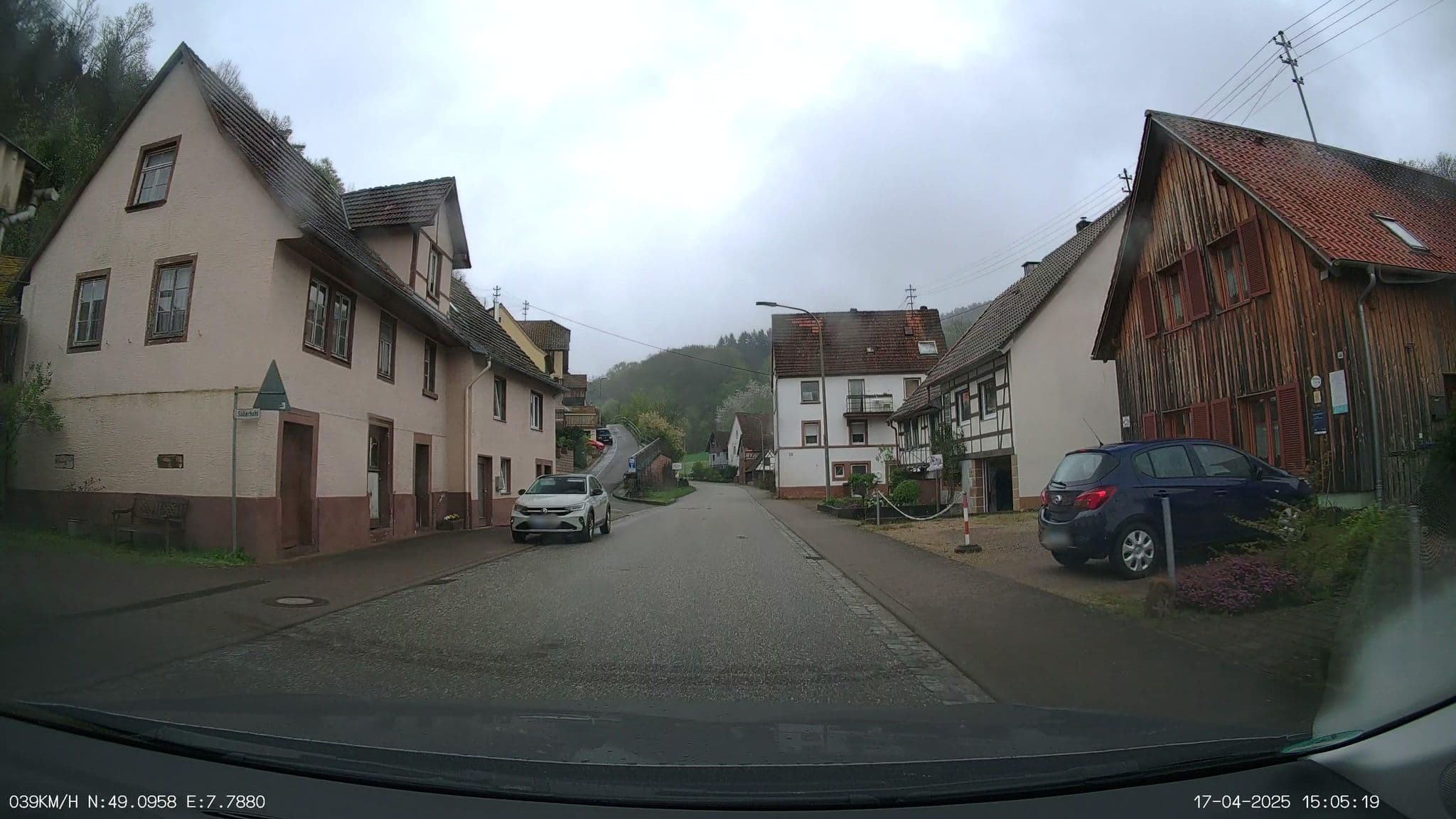 Street view near Landhaus im Blumeneck, Bundenthal — © heetENkoel (CC BY-SA · Mapillary)