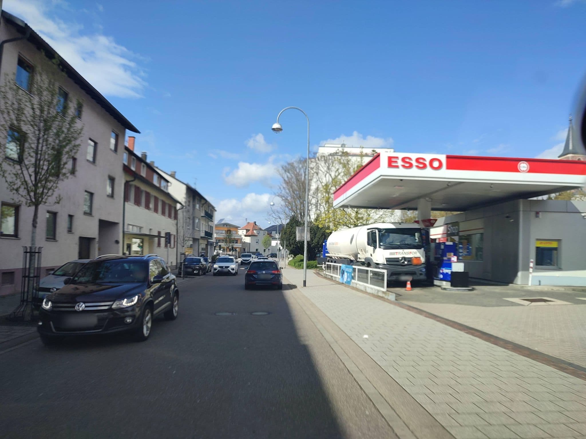 Street view near Hotel Adler, Sinzheim — © karthoo (CC BY-SA · Mapillary)
