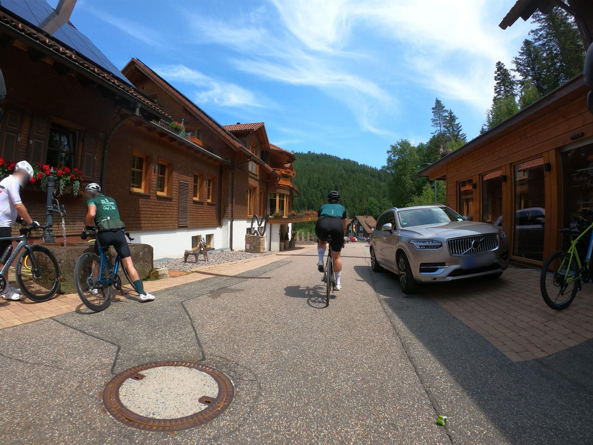 Street view near Auerhahn Inh. Karin Zepf, Sasbachwalden — © bittelwangen (CC BY-SA · Mapillary)