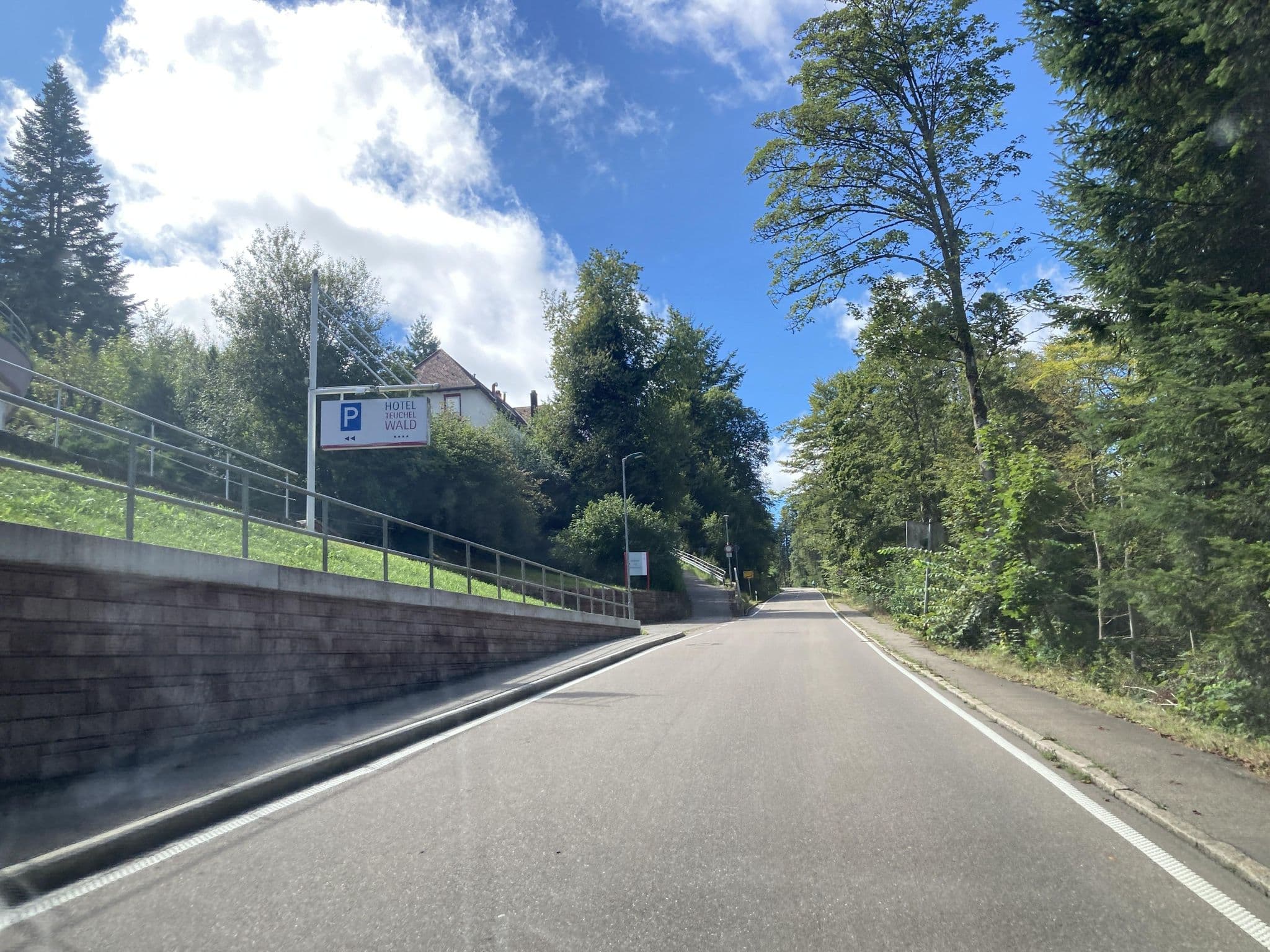 Street view near Martha-Maria Gesundheitspark Hohenfreudenstadt gemeinnützige GmbH, Freudenstadt — © tasmaniadevil (CC BY-SA · Mapillary)