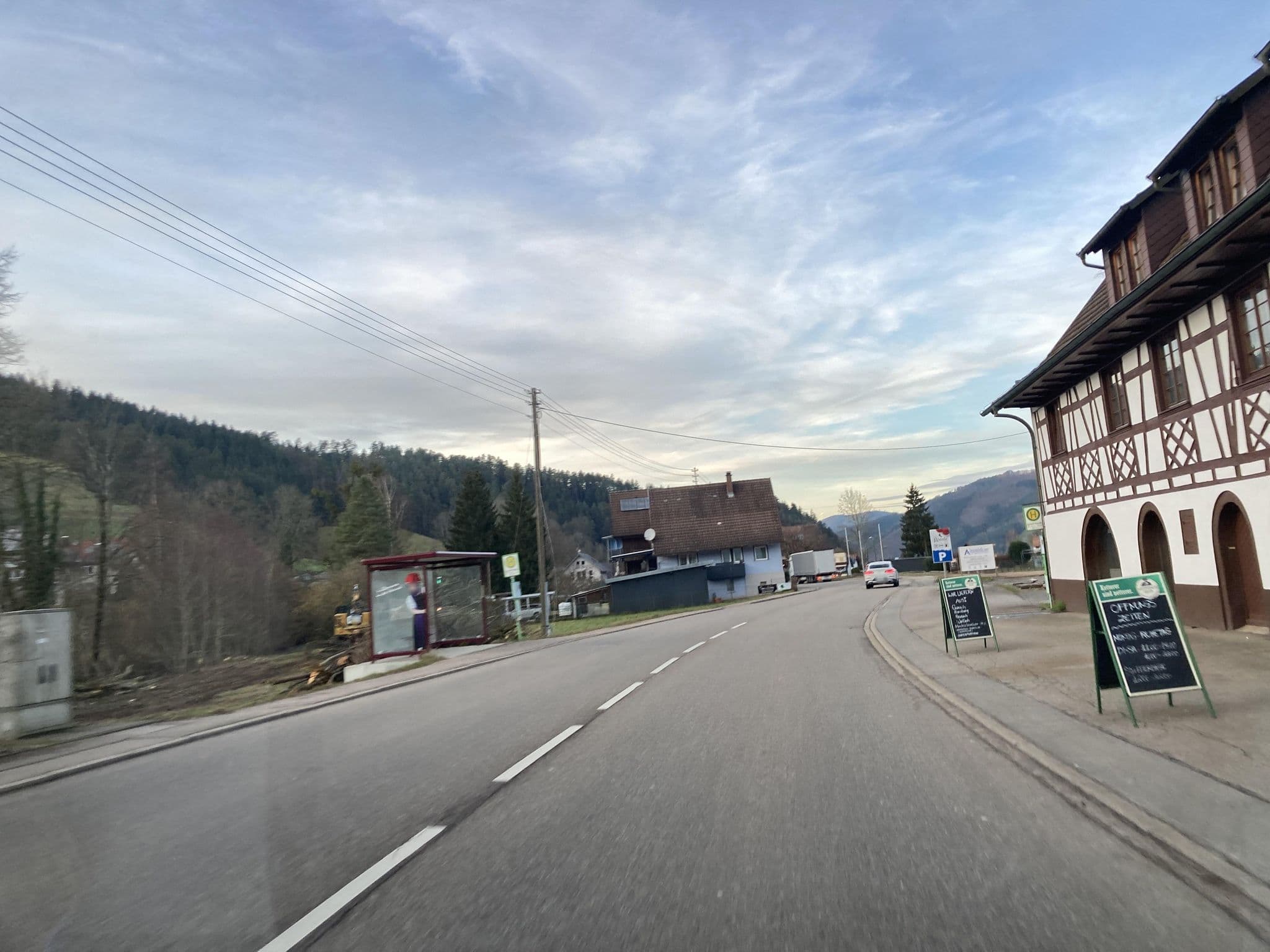 Street view near Gasthaus Rössle Inh.Silvia Gasche, Gutach — © tasmaniadevil (CC BY-SA · Mapillary)