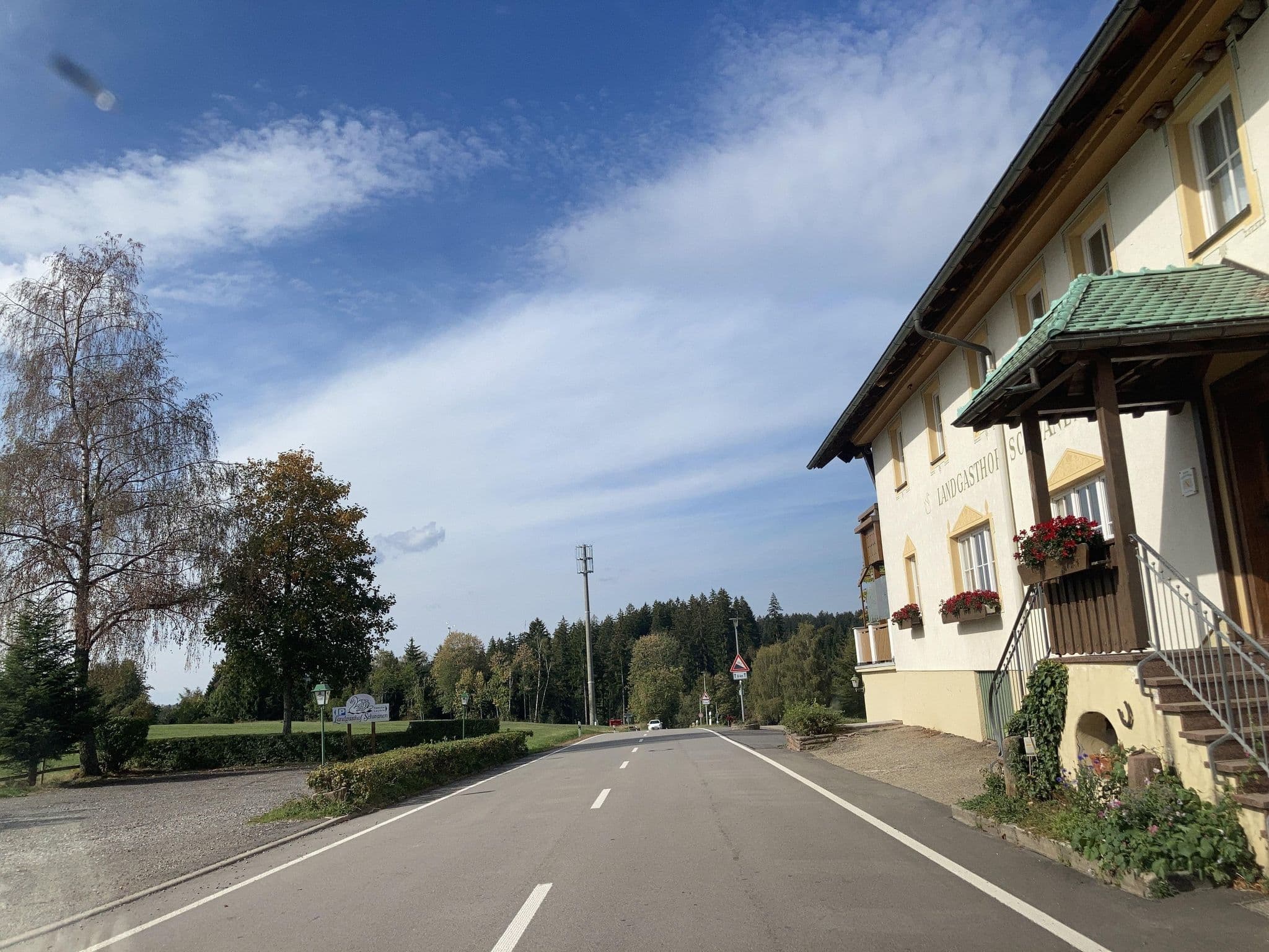 Street view near Schwanen Pension, Lauterbach/Schwarzwald — © tasmaniadevil (CC BY-SA · Mapillary)