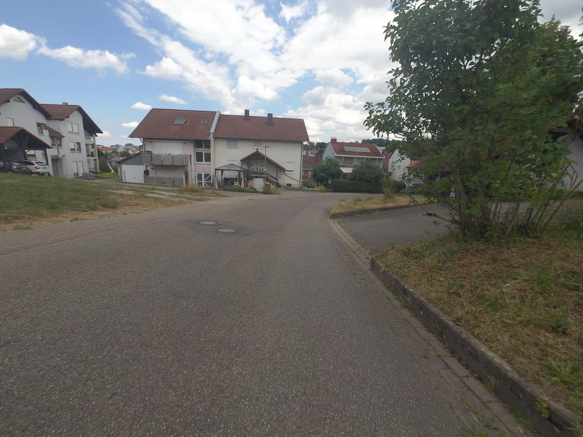 Street view near La Suite, Ferienwohnung Baden-Baden, Sinzheim — © VIA_DT (CC BY-SA · Mapillary)