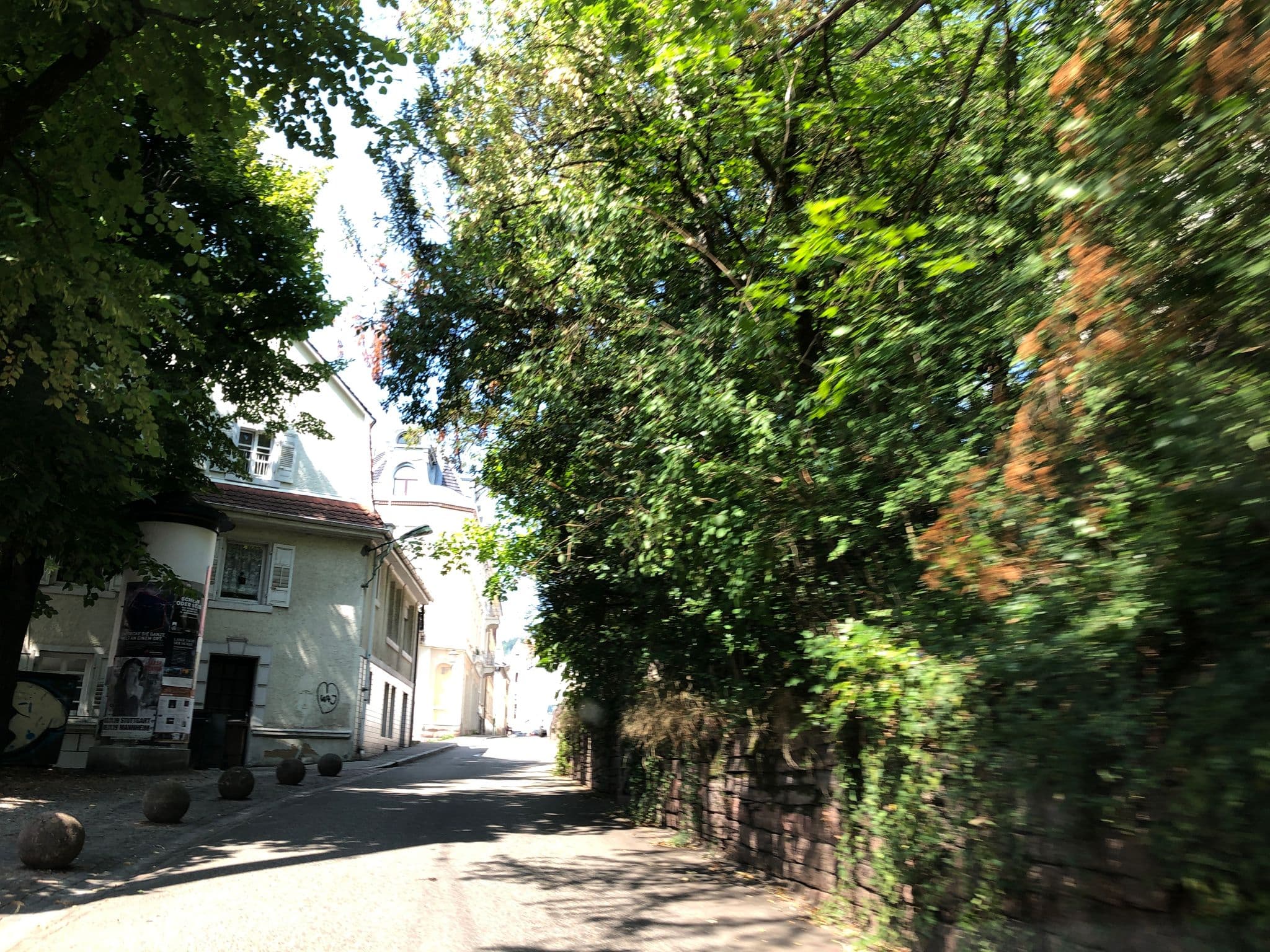 Street view near Silvia Bagdassarov, Baden-Baden — © it_s_so_funny (CC BY-SA · Mapillary)