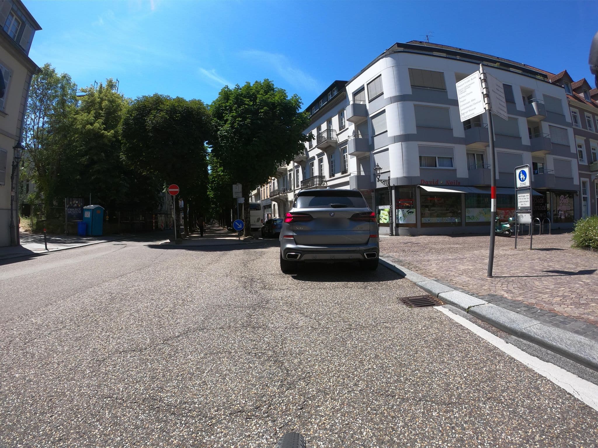 Street view near Sophienstrasse Appartements, Baden-Baden — © bittelwangen (CC BY-SA · Mapillary)