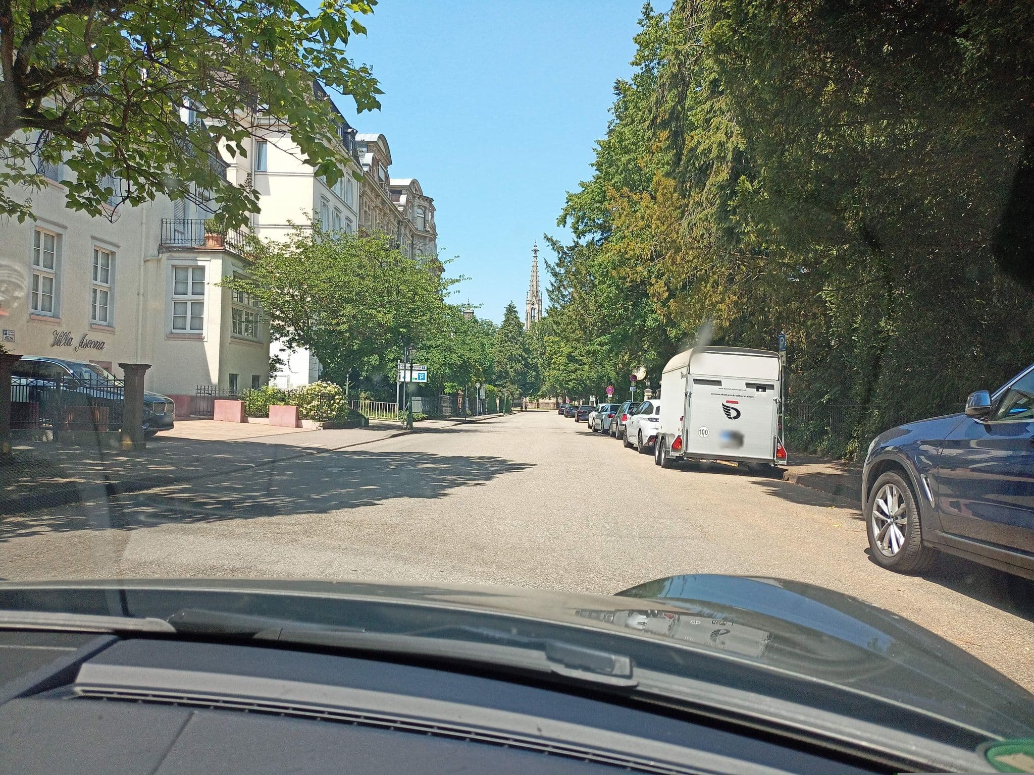 Street view near Villa Ascona, Baden-Baden — © xdTAGCLAN (CC BY-SA · Mapillary)