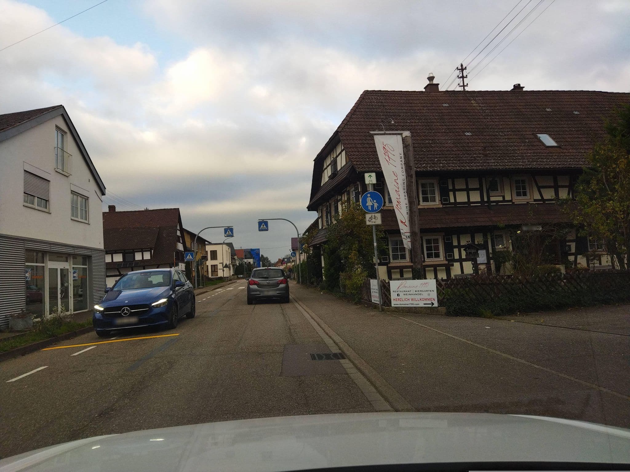 Street view near Natalia Kolmogorova Gasthaus Hirsch Gasthaus, Kuppenheim — © changchun1 (CC BY-SA · Mapillary)