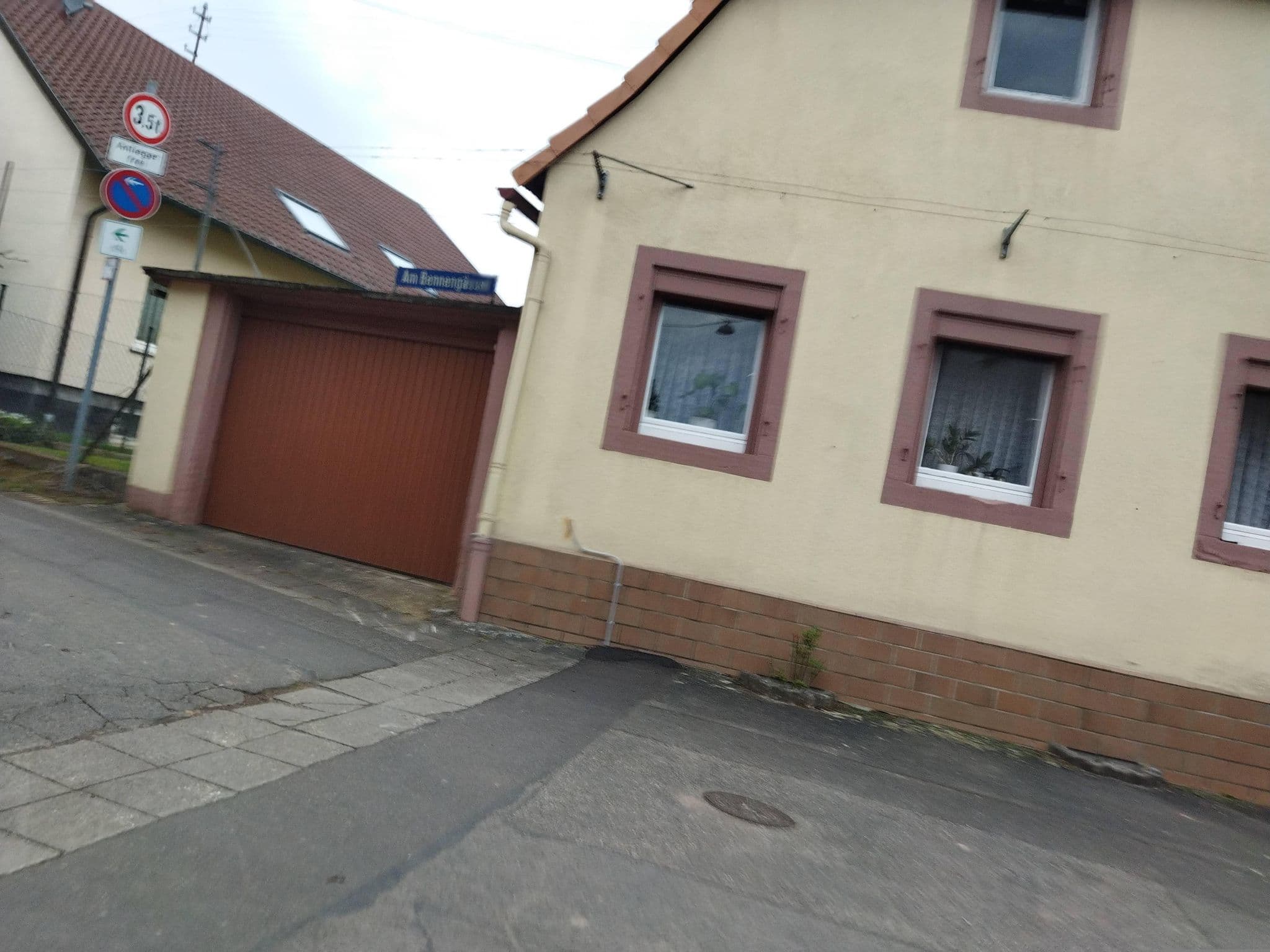 Street view near Ferienhaus Gerlach, Hochstadt — © changchun1 (CC BY-SA · Mapillary)