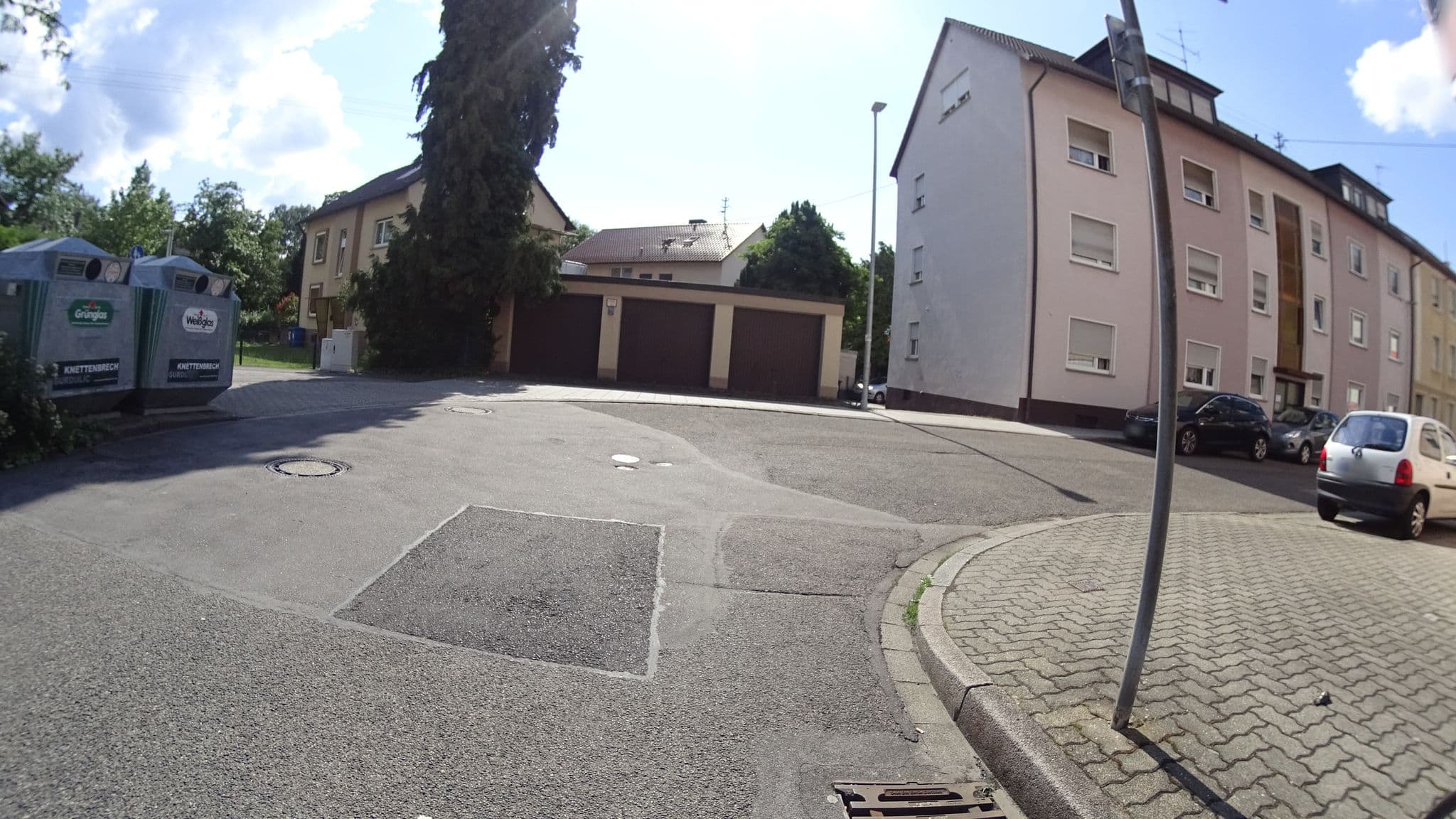 Street view near Hotel, Karlsruhe — © morwas (CC BY-SA · Mapillary)
