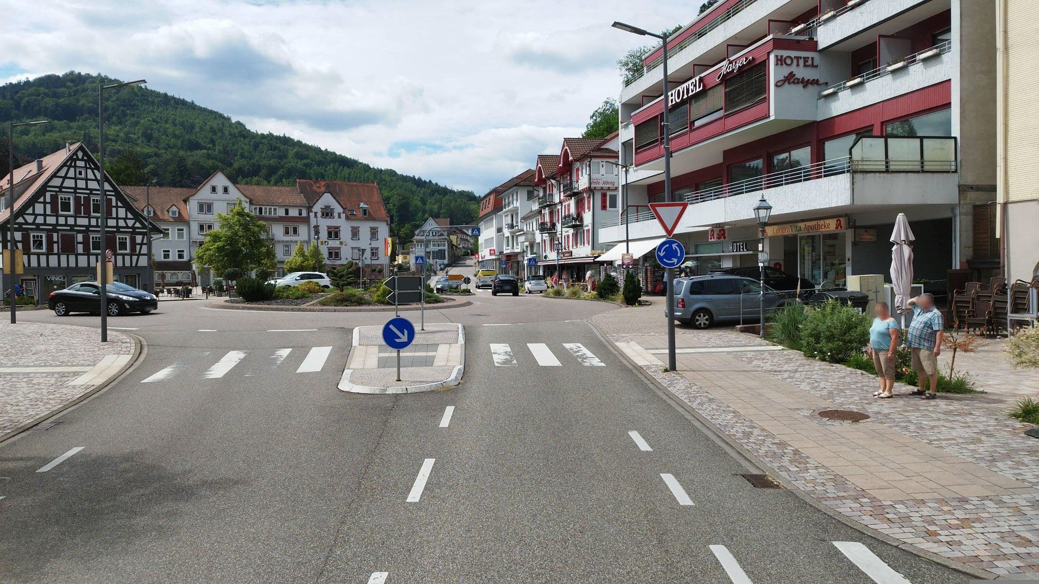 Street view near Hotel Harzer, Bad Herrenalb — © bct (CC BY-SA · Mapillary)