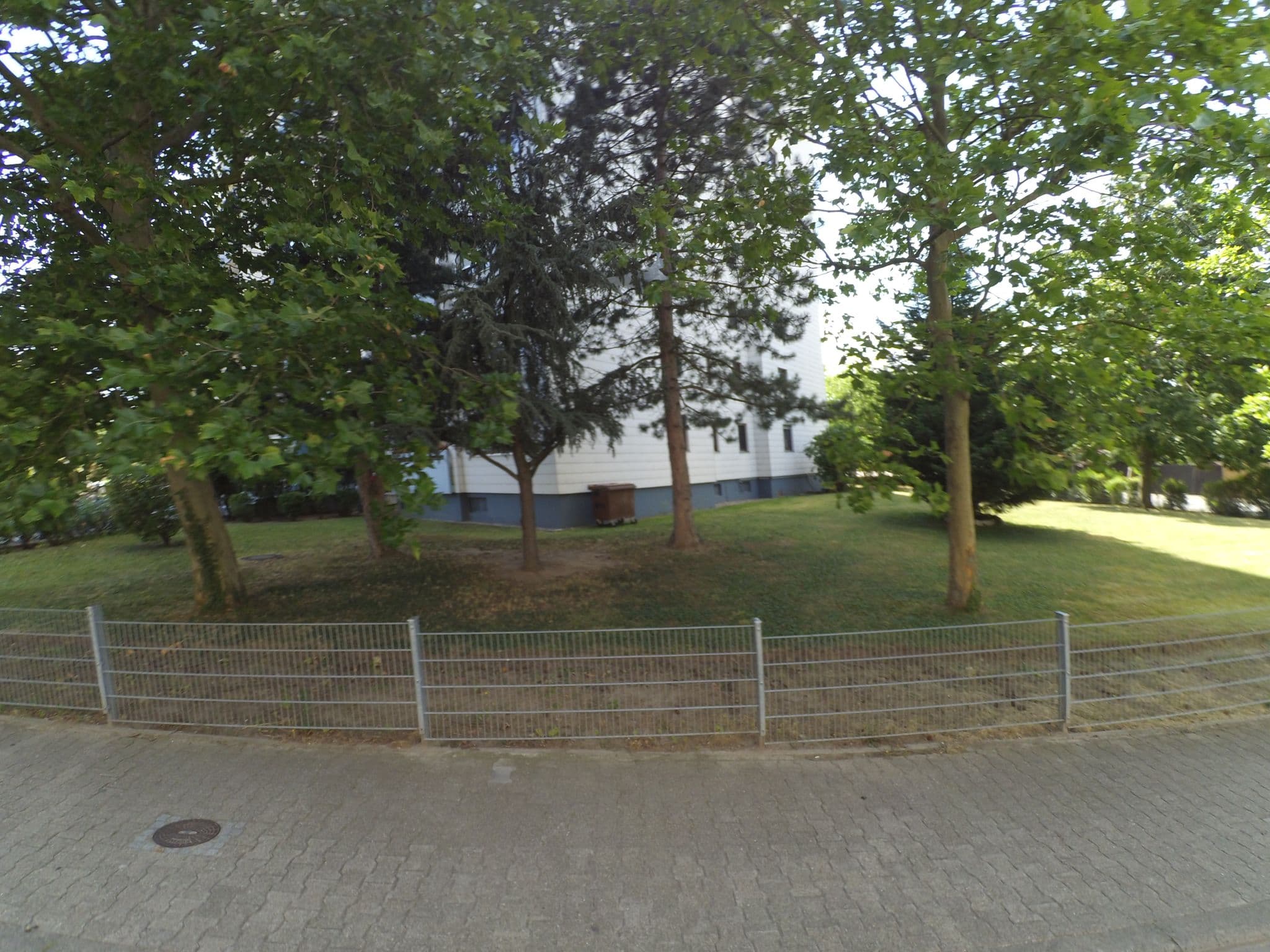 Street view near Krusche, Stefan, Schwetzingen — © wegavision (CC BY-SA · Mapillary)