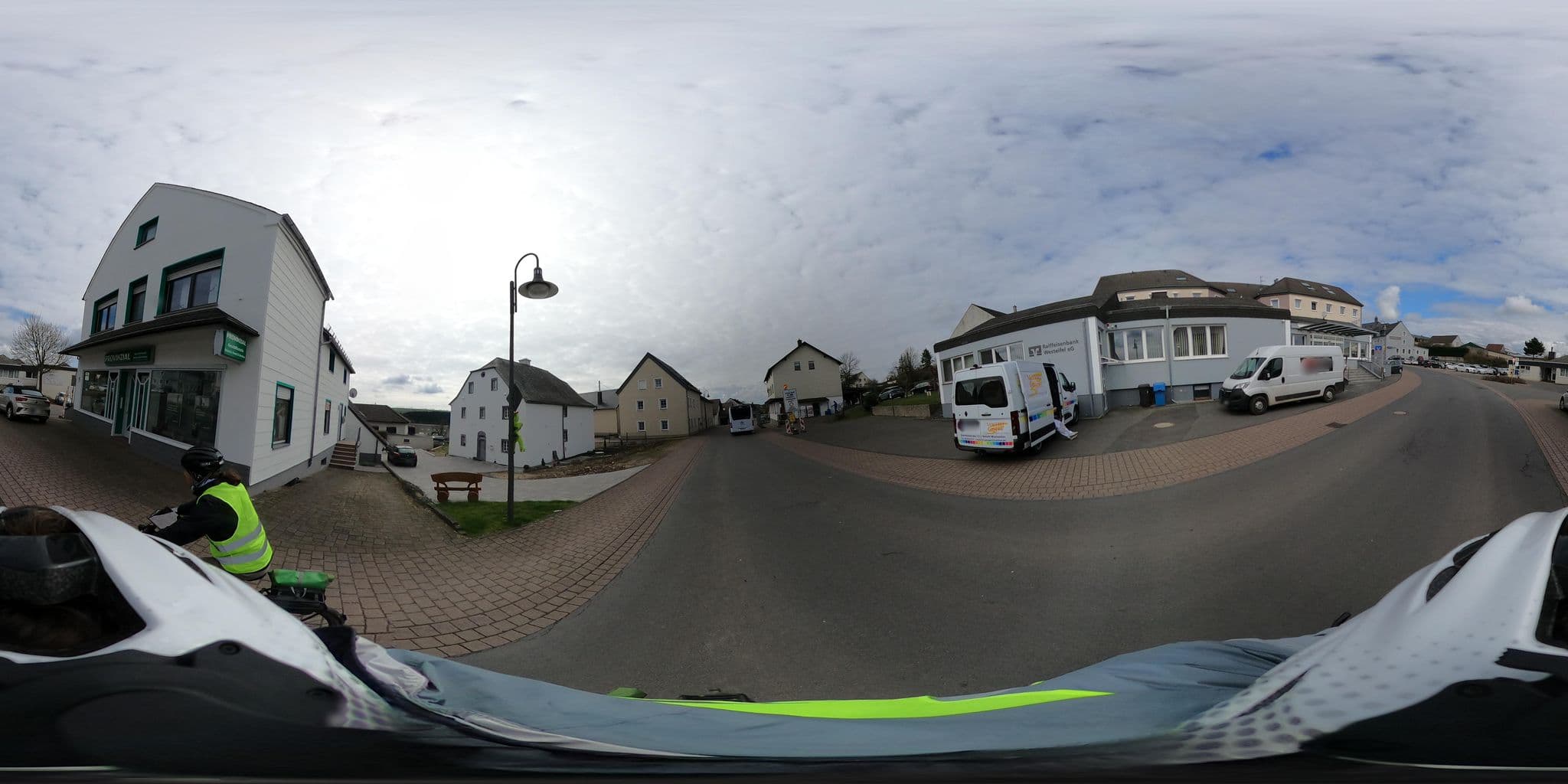 Street view near Ferienhaus Gönen, Bleialf — © Mobilitaetswerk (CC BY-SA · Mapillary)