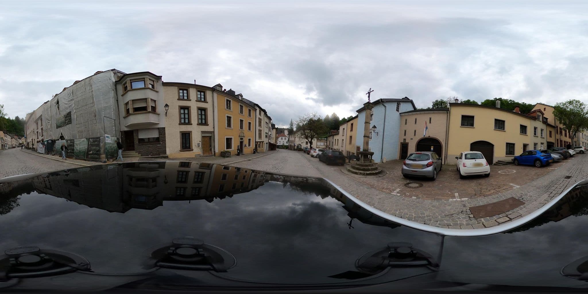 Street view near Das alte Zollhaus, Körperich — © tumblecow (CC BY-SA · Mapillary)