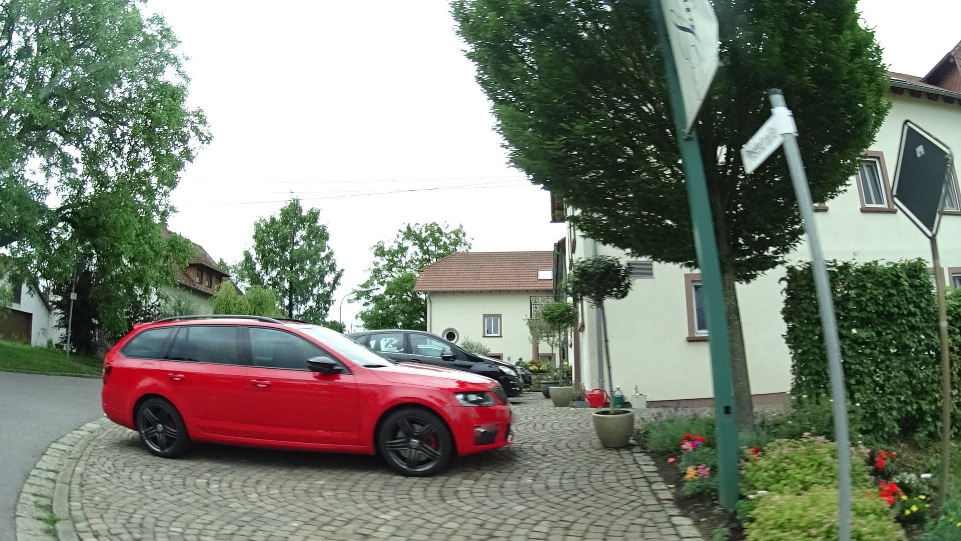 Street view near Struppshof Hotel Speiselokal Speiselokal, Orscholz — © ramap (CC BY-SA · Mapillary)