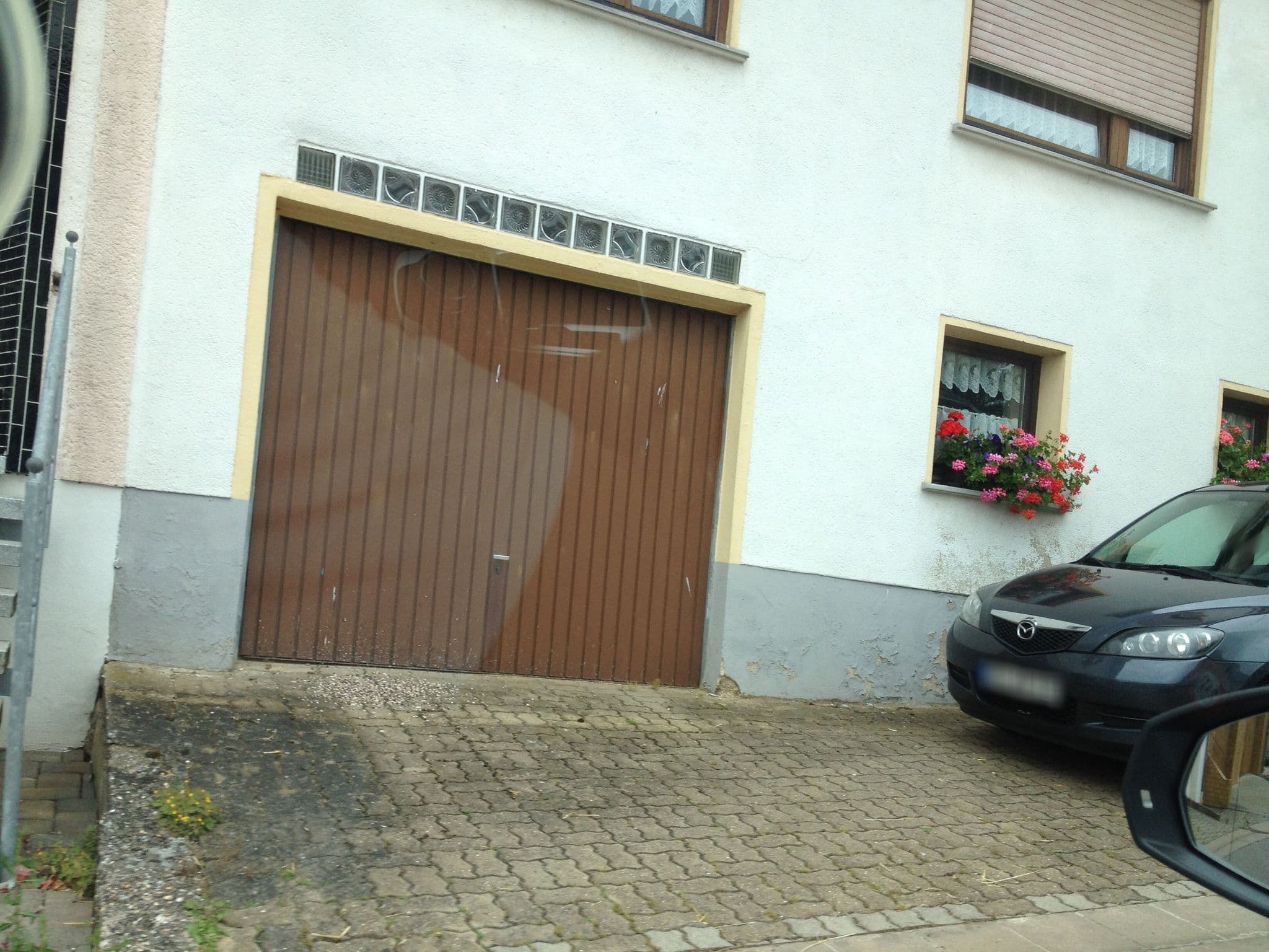 Street view near Ferienhaus Zimmer, Orscholz — © teddy73 (CC BY-SA · Mapillary)