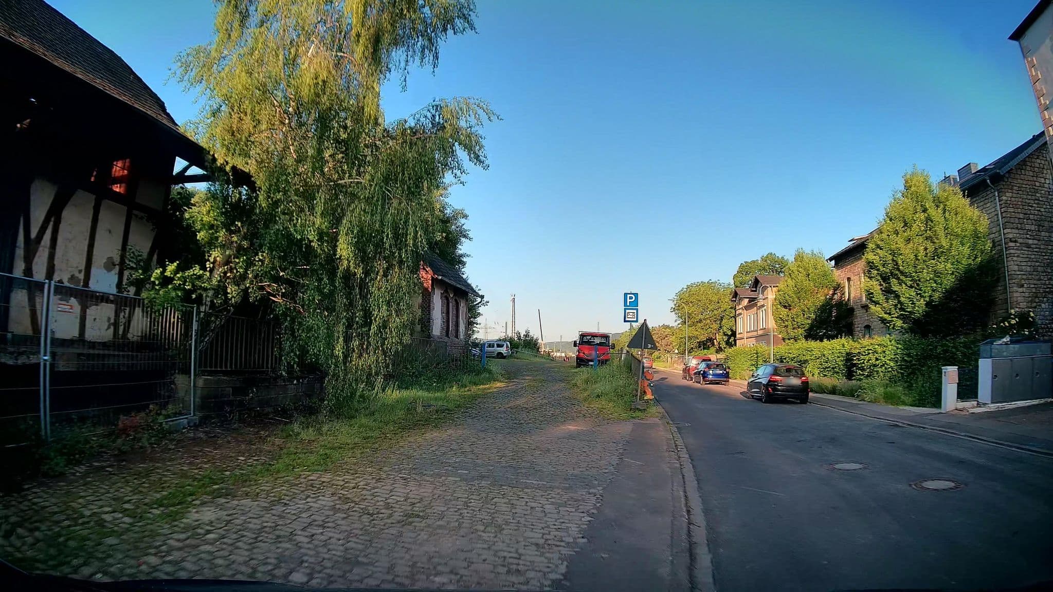 Street view near Hotel Schons, Konz — © kalcaaro (CC BY-SA · Mapillary)