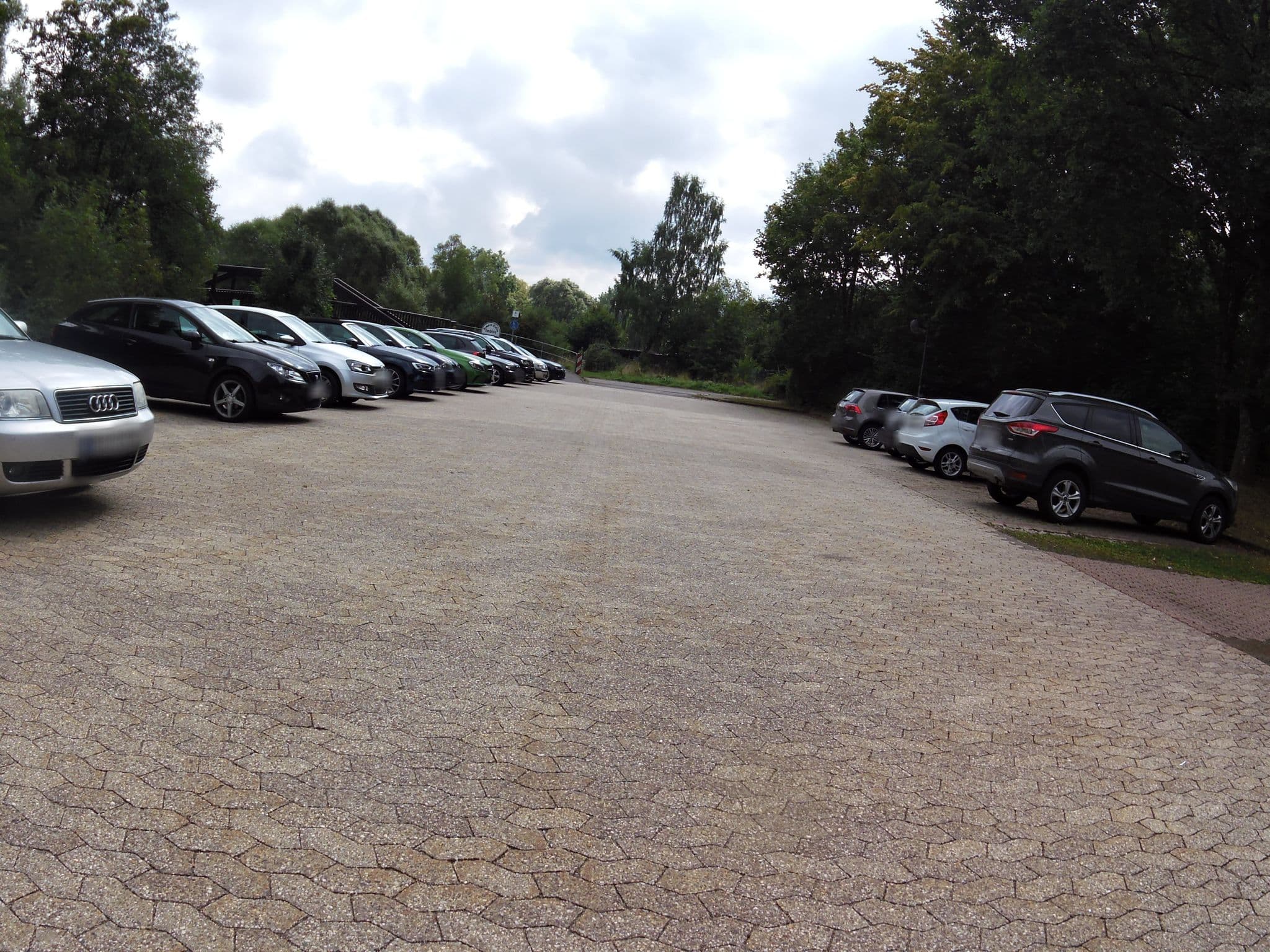 Street view near Ortsgemeinde Jünkerath, Jünkerath — © marczoutendijk (CC BY-SA · Mapillary)