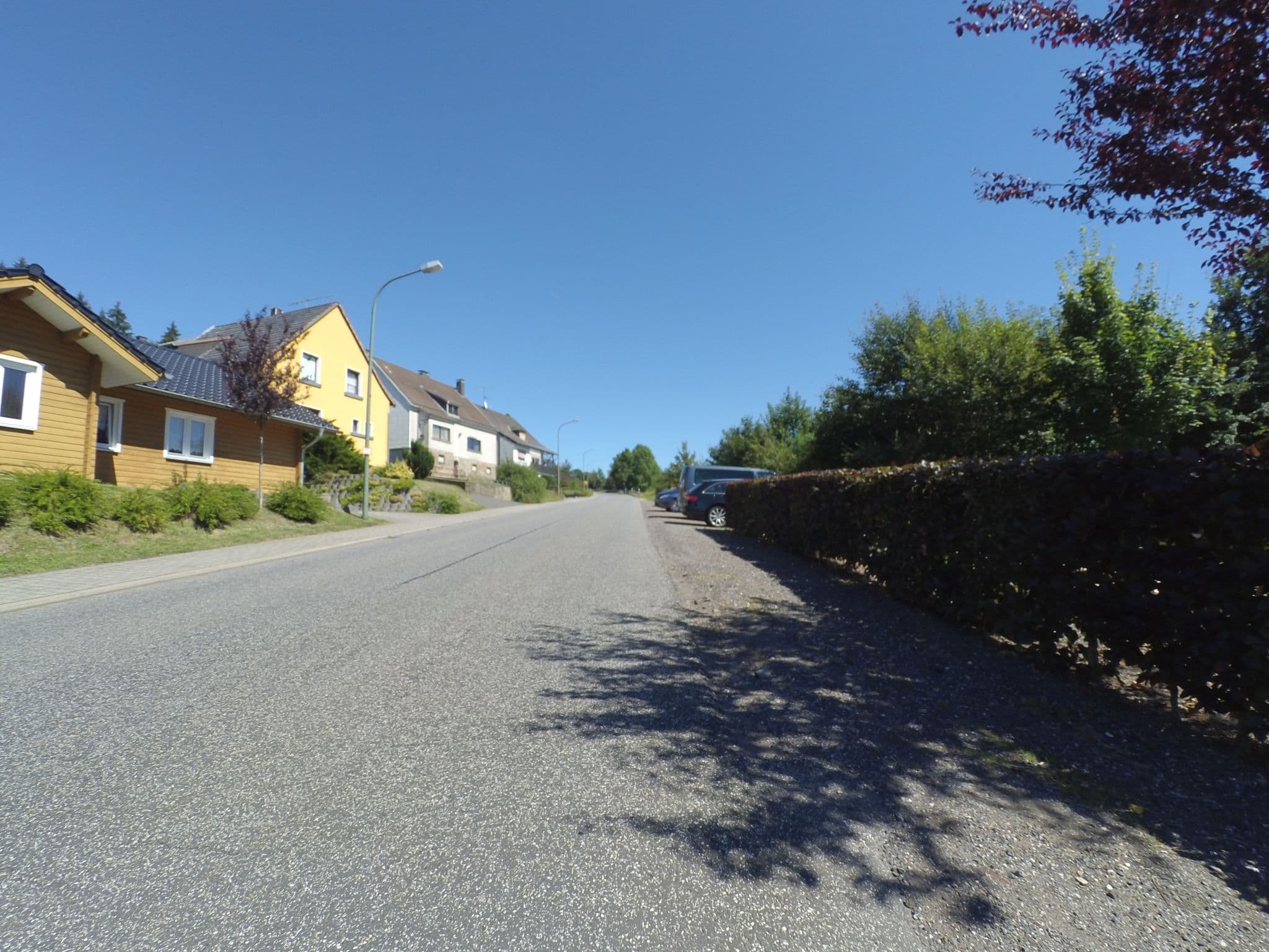 Street view near Haus „Bärenbüsch“, Jünkerath — © peewee32 (CC BY-SA · Mapillary)