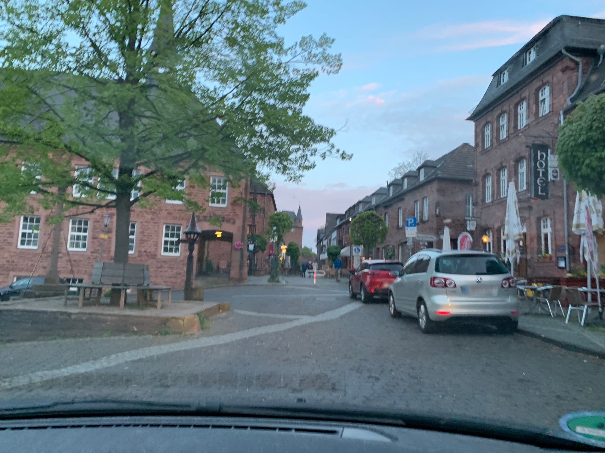 Street view near Hotel Ratskeller Nideggen, Nideggen — © noel (CC BY-SA · Mapillary)