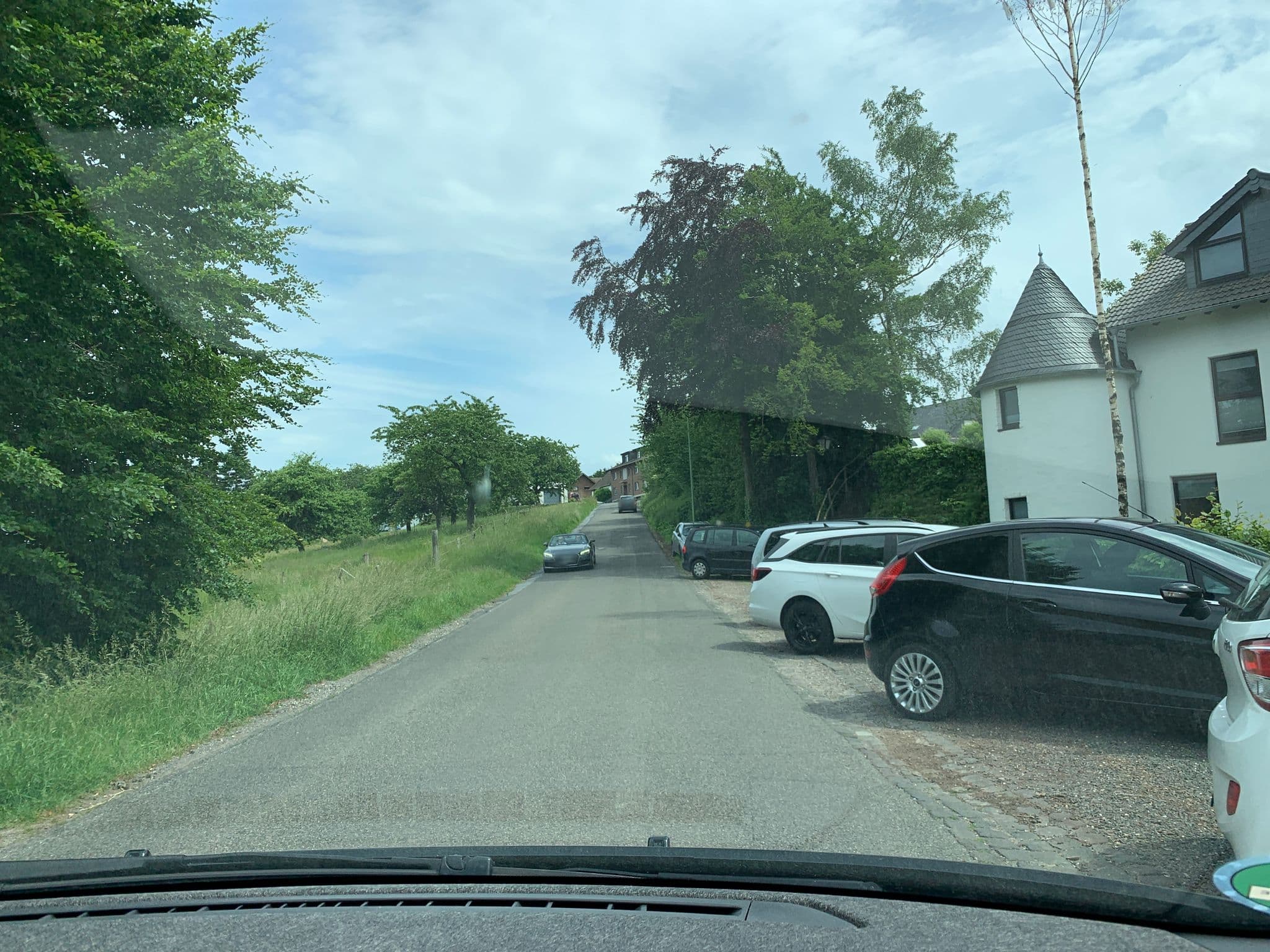 Street view near Bosselbacher Hof, Nideggen — © noel (CC BY-SA · Mapillary)