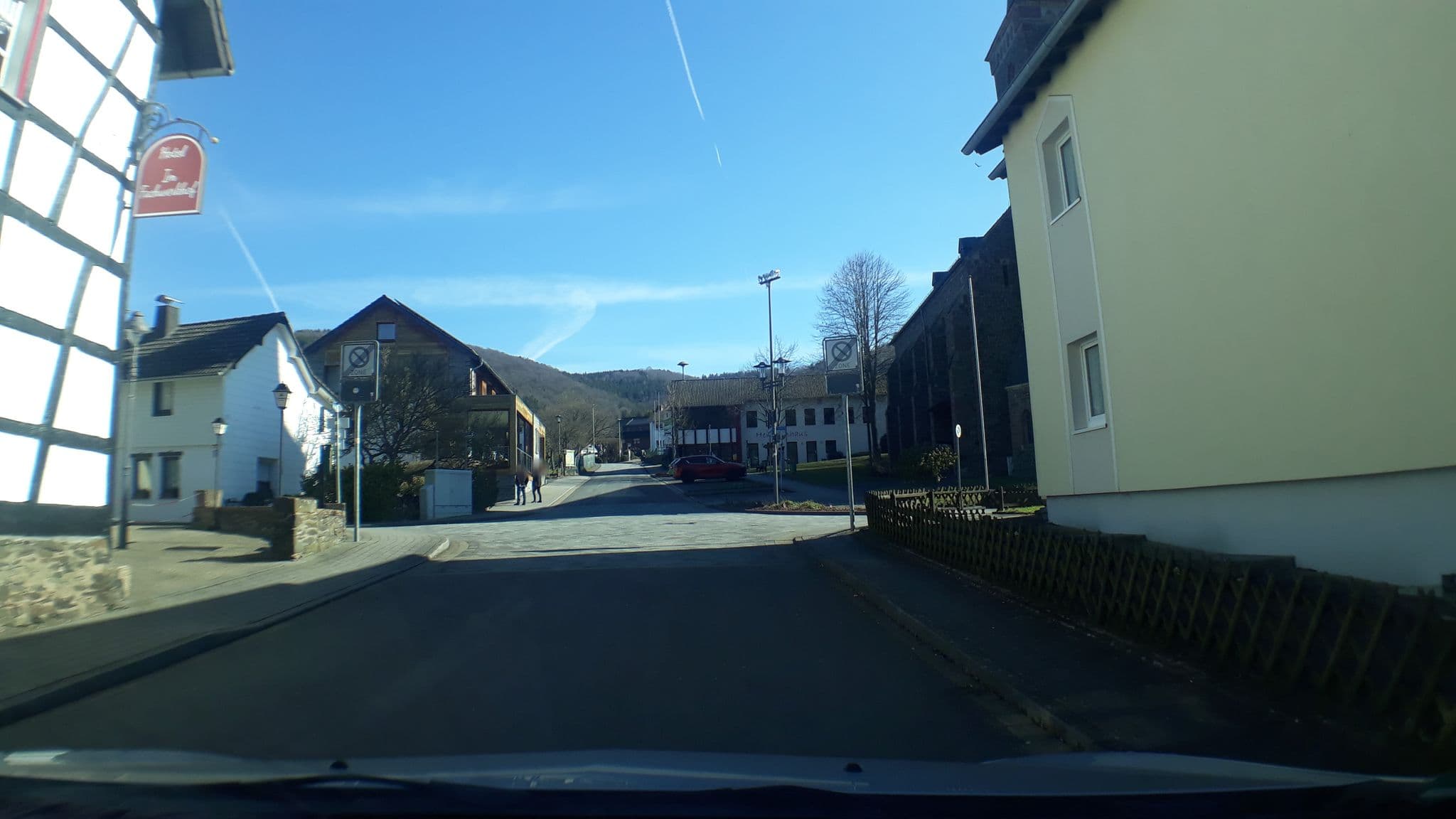 Street view near het mega grote bed in room 14, Simmerath — © tobiasreg (CC BY-SA · Mapillary)