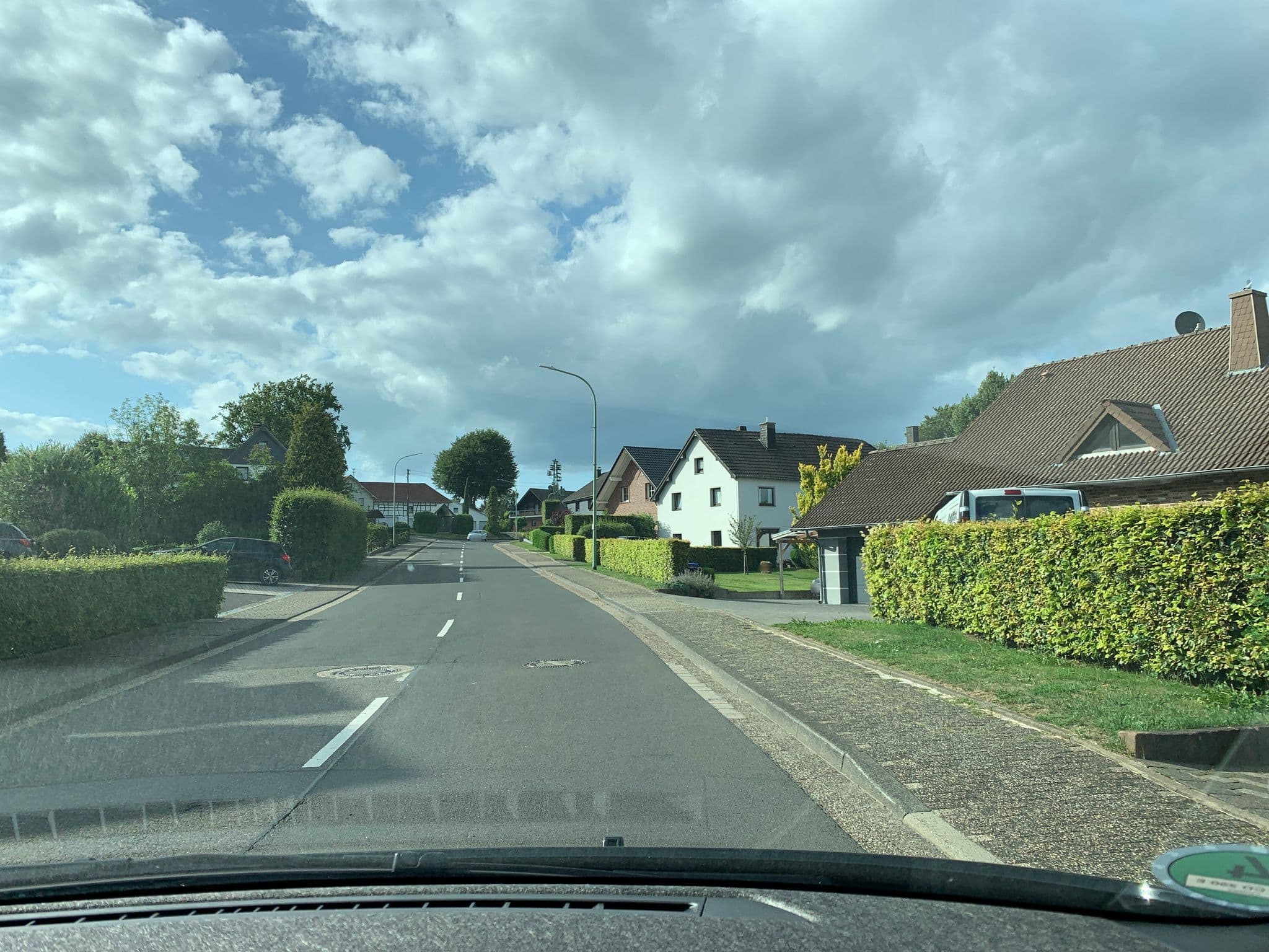 Street view near Ferienwohnung Nießen, Simmerath — © noel (CC BY-SA · Mapillary)