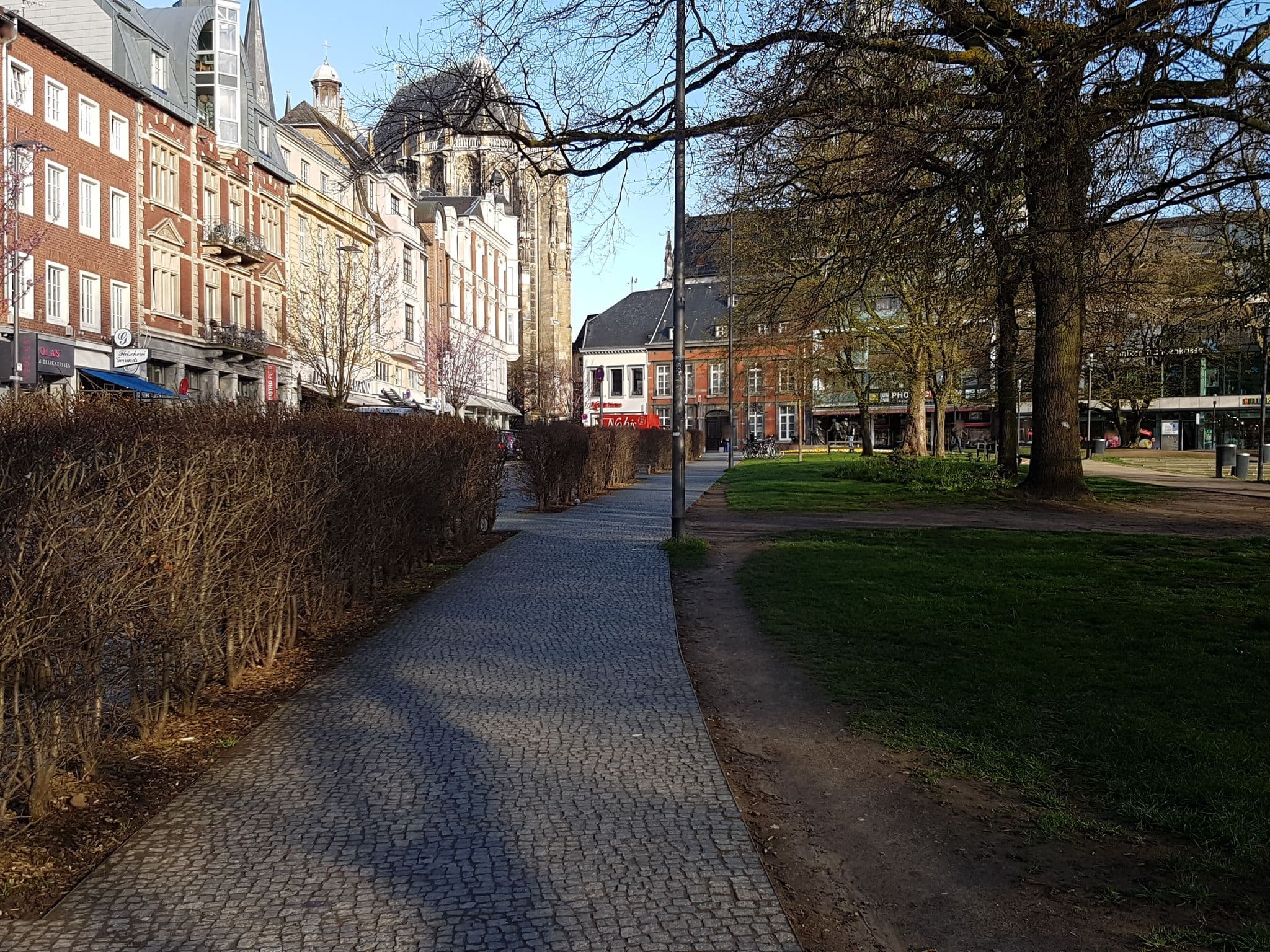 Street view near Park Apartaments, Aachen — © trockennasenaffe (CC BY-SA · Mapillary)