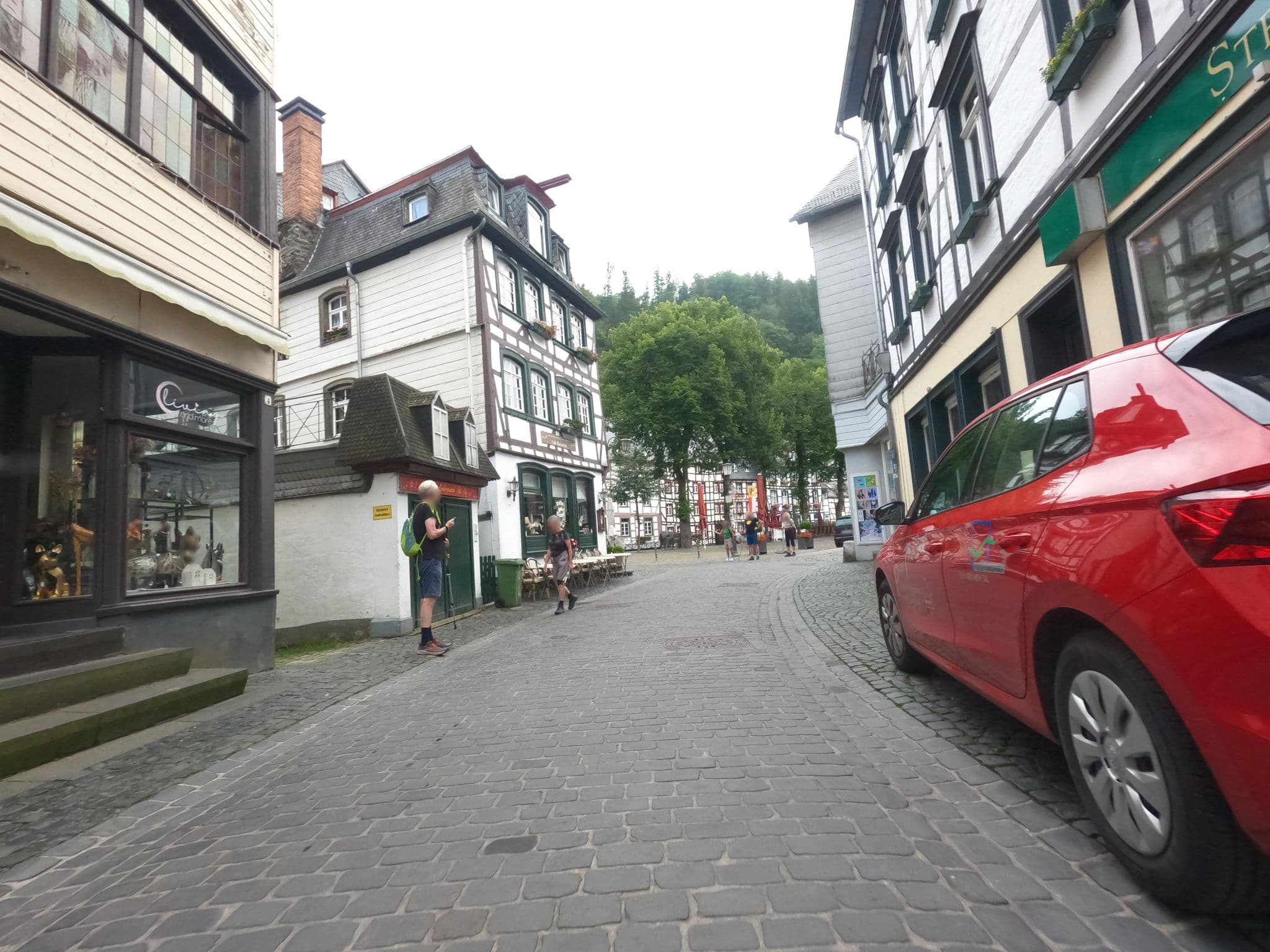 Street view near Privatpension Hargasser, Monschau — © hektor1989 (CC BY-SA · Mapillary)