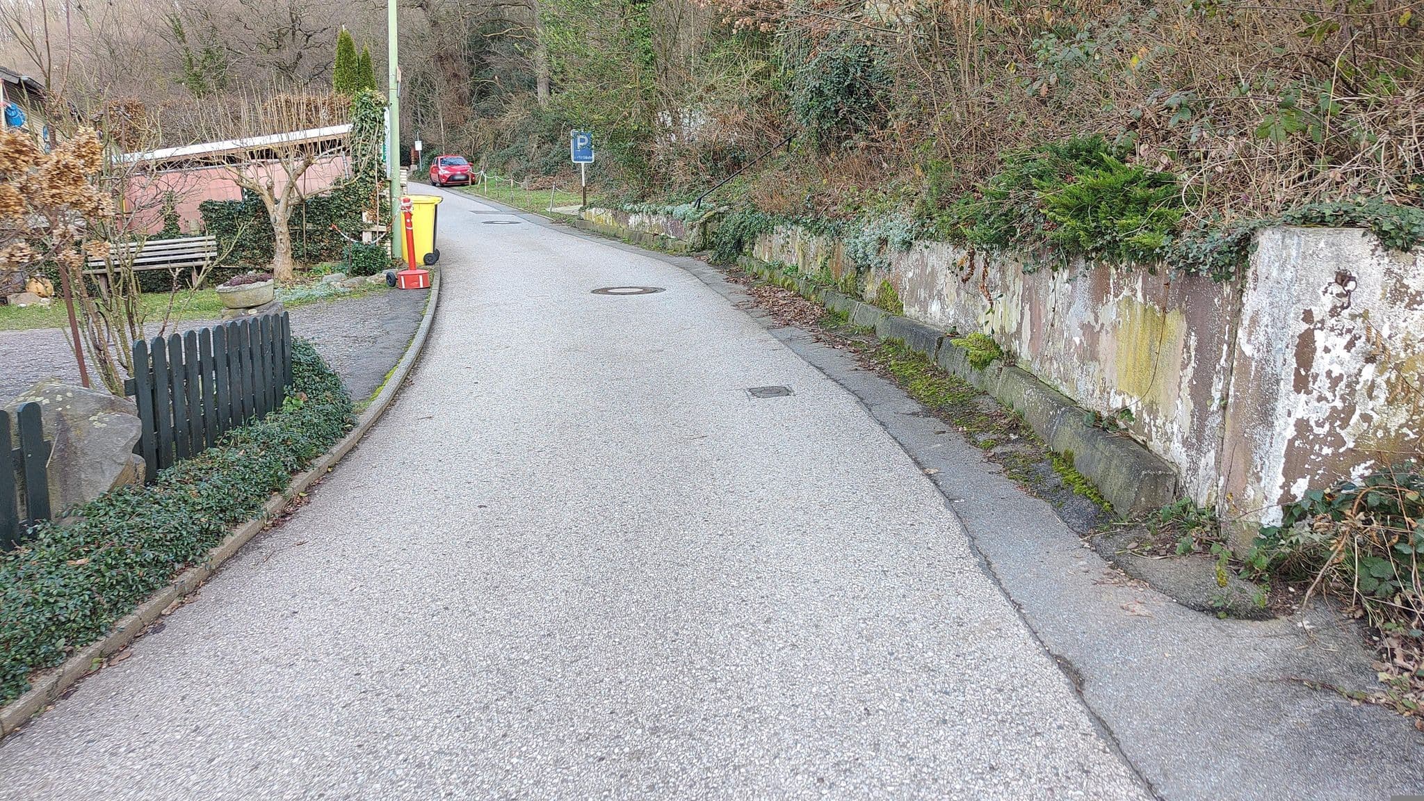 Street view near Engels W. und A. Pension, Kreuzau — © jeroenrozema74 (CC BY-SA · Mapillary)