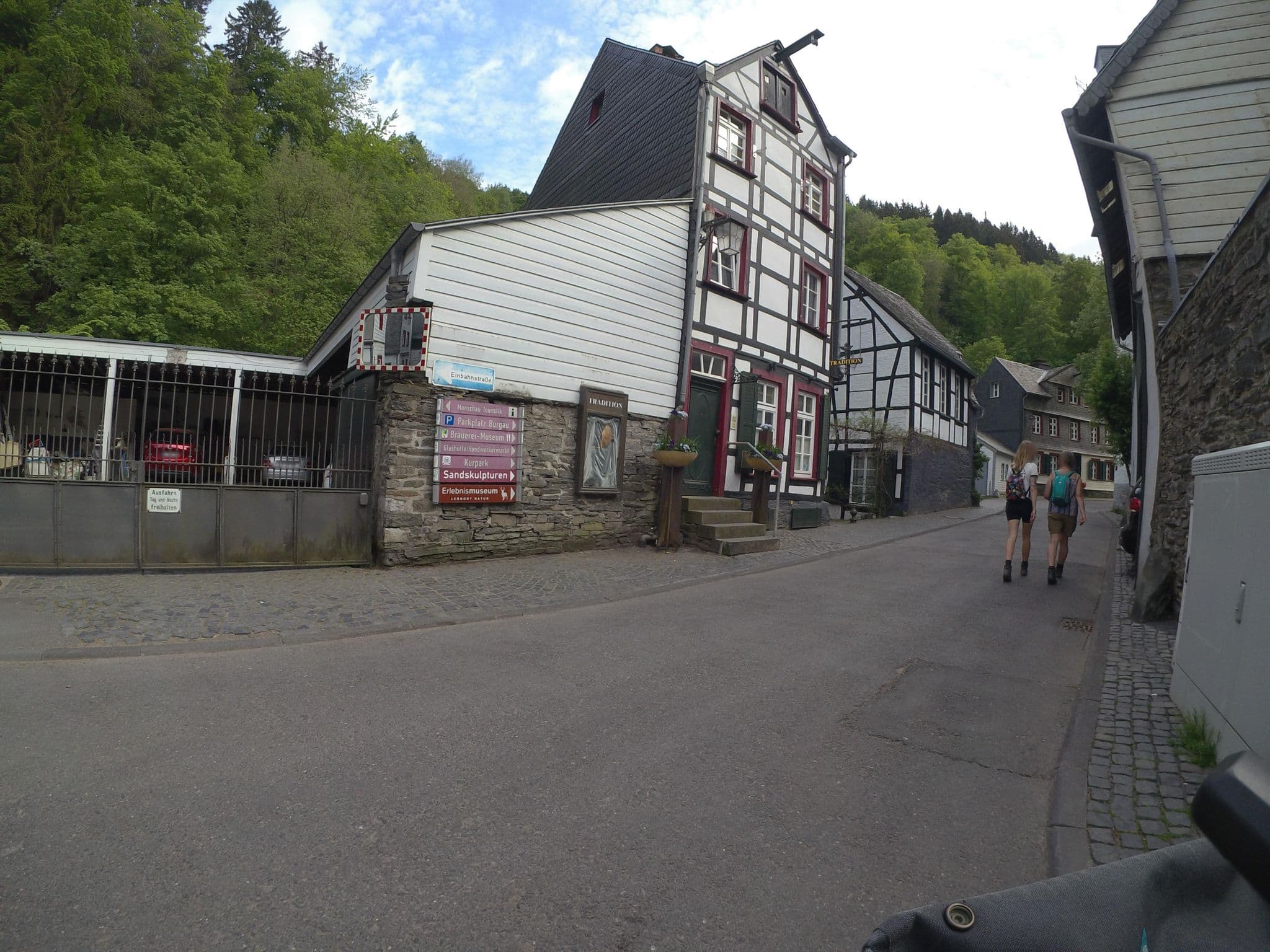 Street view near Haus Tradition, Monschau — © marczoutendijk (CC BY-SA · Mapillary)