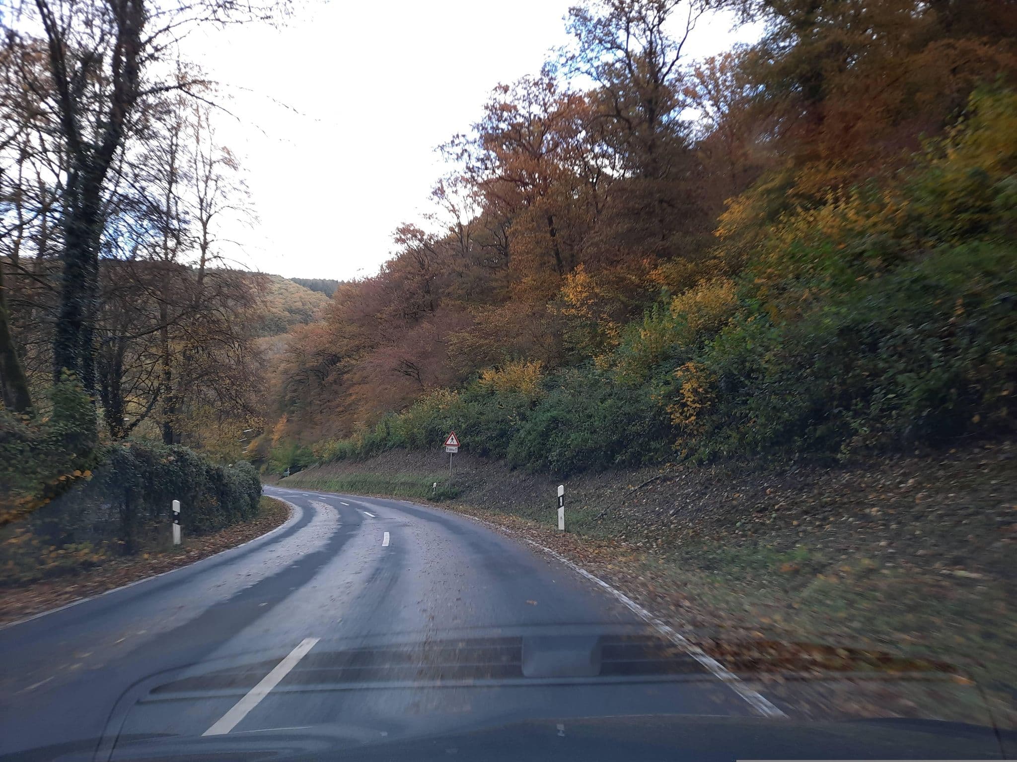 Street view near Haus Wildstein, Traben-Trarbach — © Lowiekse (CC BY-SA · Mapillary)