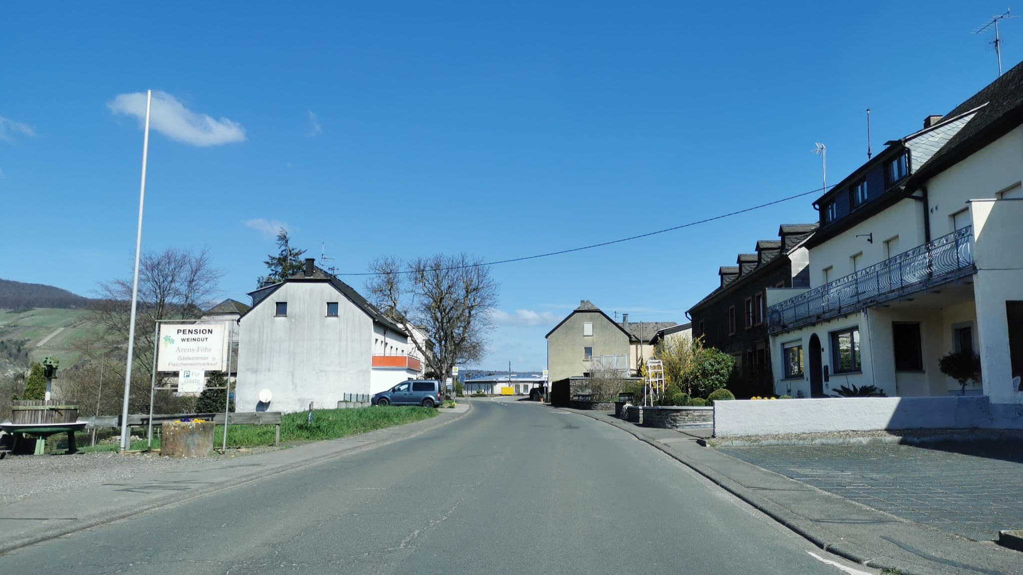Street view near Pension Martinerhof, Piesport — © ma_rt_in (CC BY-SA · Mapillary)
