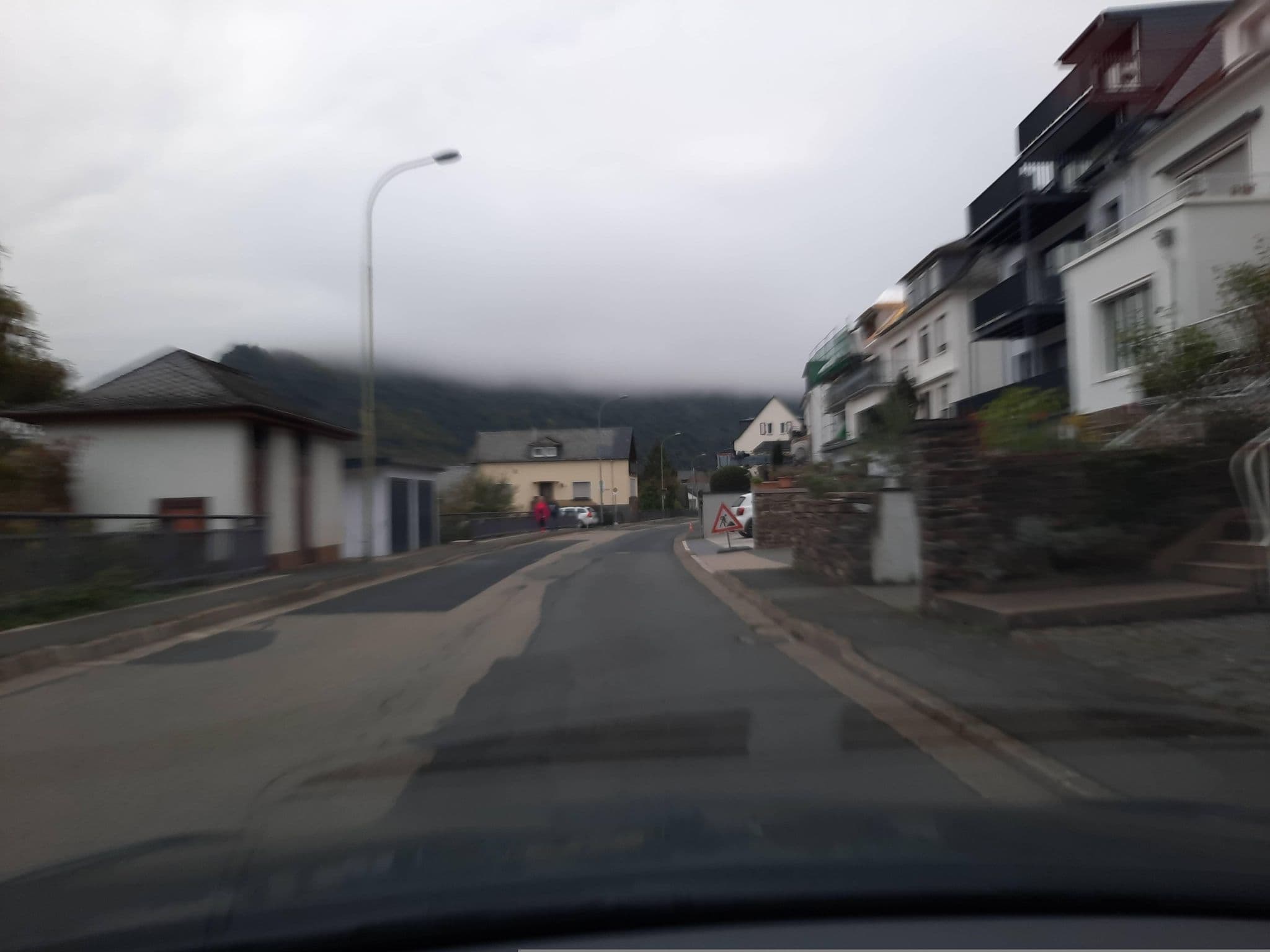 Street view near Dohler Elfriede Gästehaus Pension, Cochem — © Lowiekse (CC BY-SA · Mapillary)