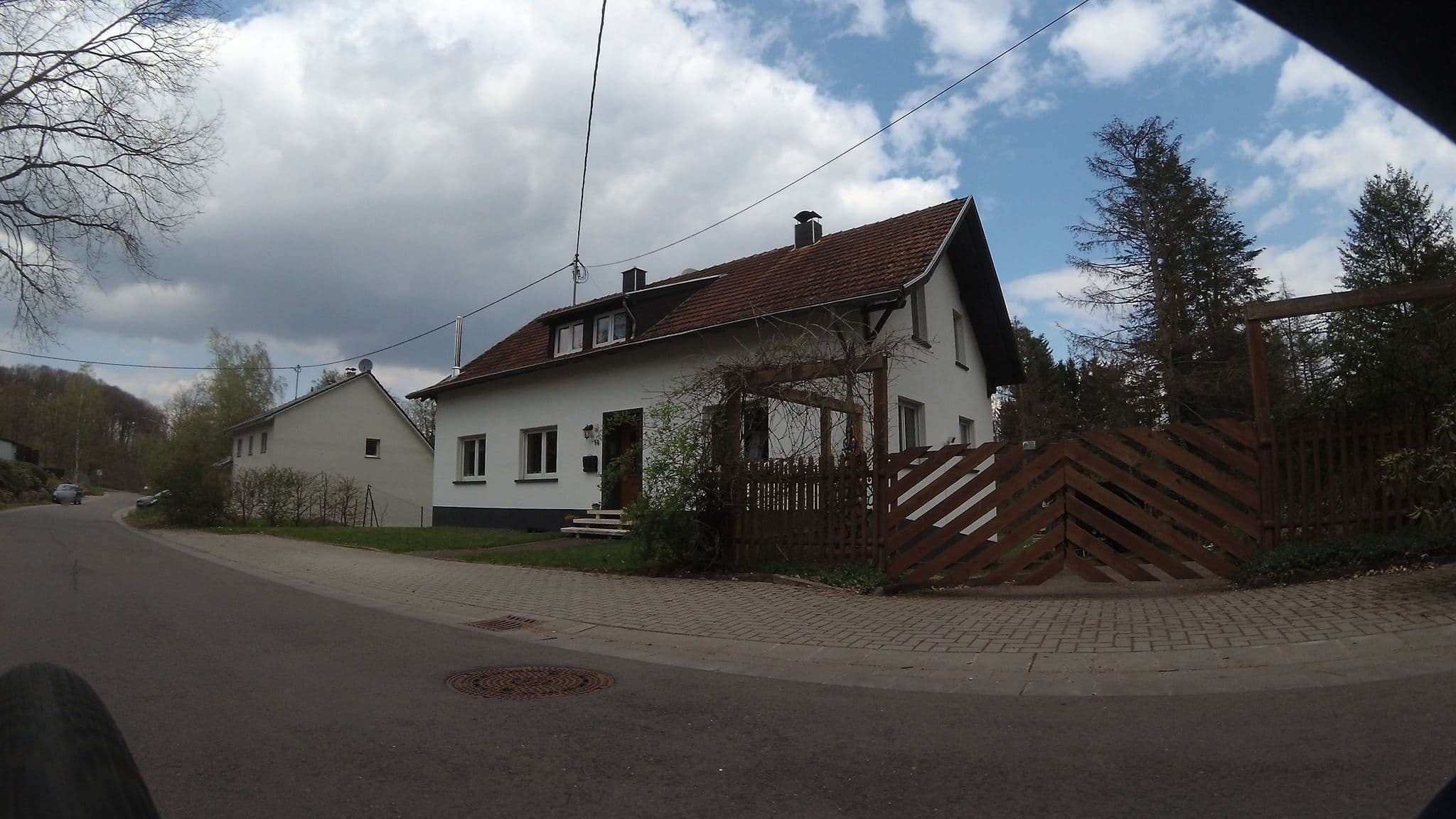 Street view near Swing Ground, Schmelz — © teddy73 (CC BY-SA · Mapillary)