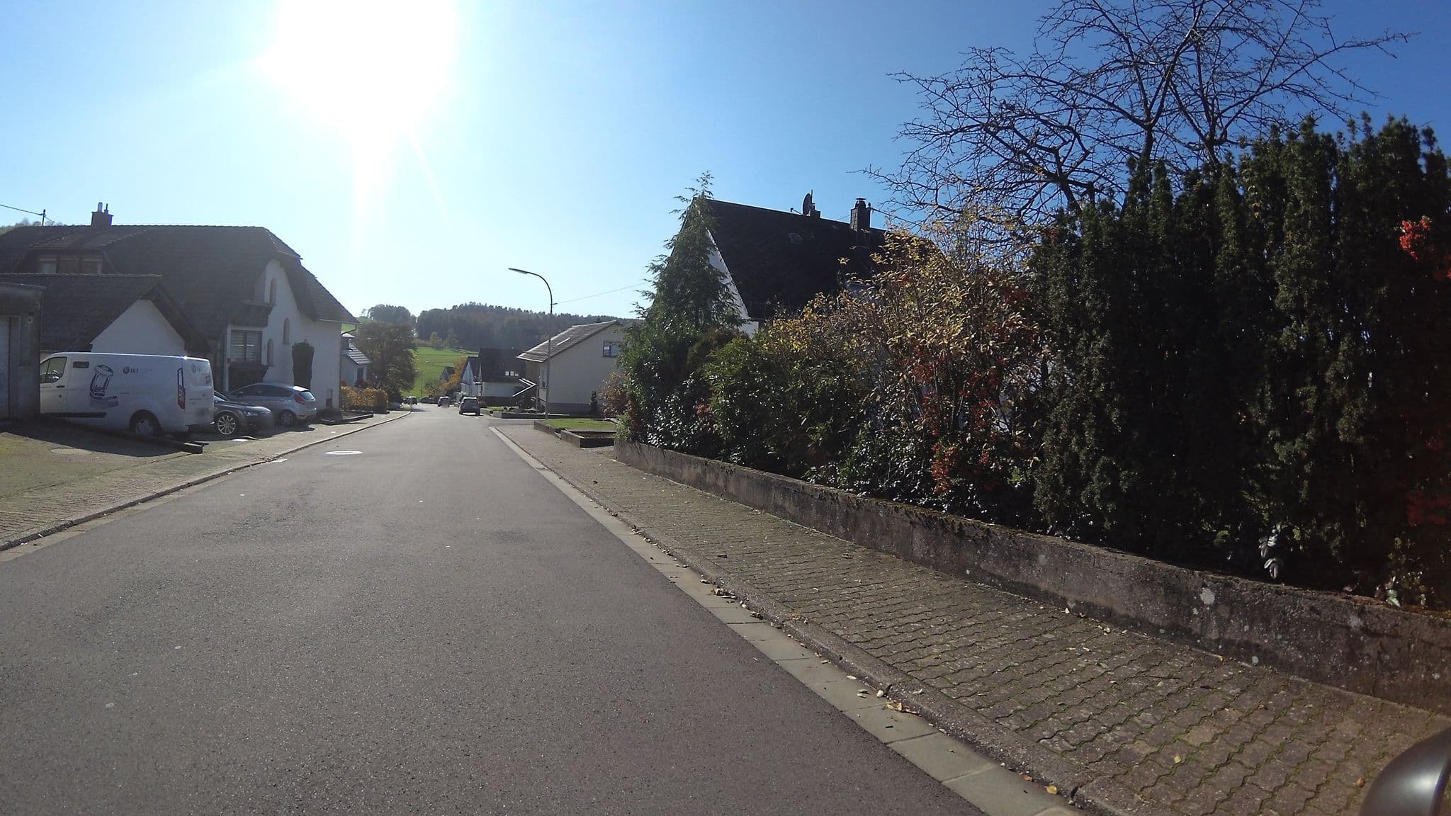 Street view near Sabine und Jörg Pinkawa, Losheim — © teddy73 (CC BY-SA · Mapillary)
